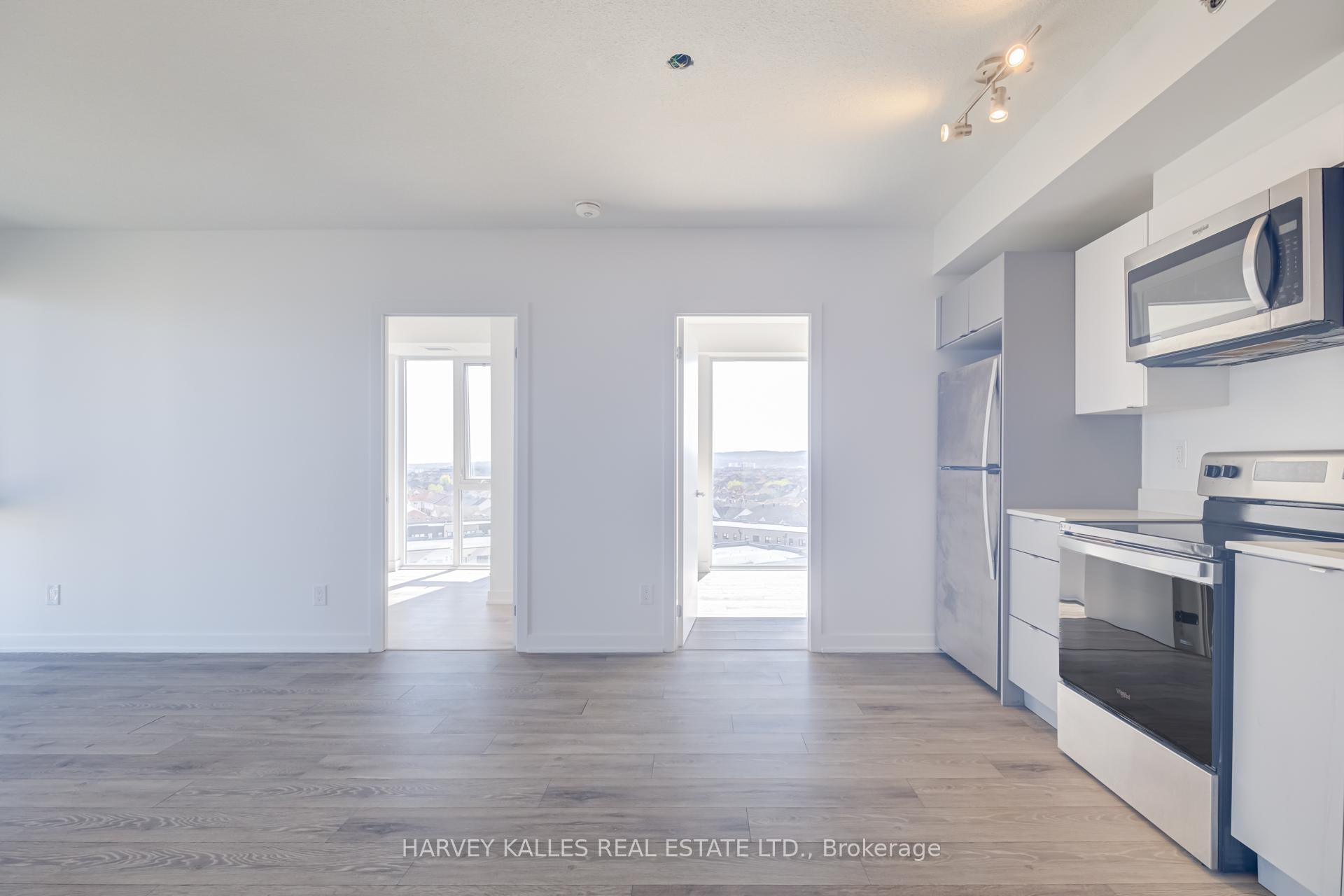 Photo 4 of Unit B814, 3200 Dakota Common, Burlington, Alton — HOMEH