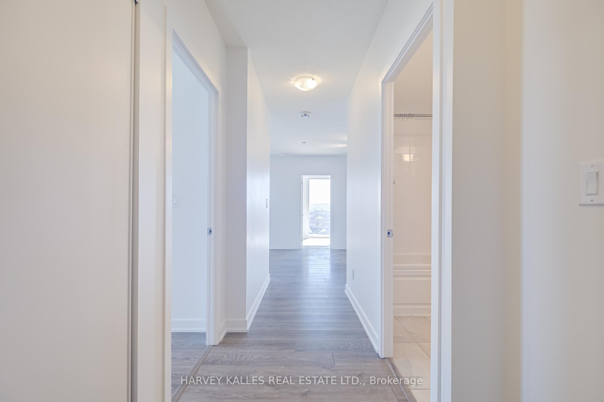 Photo 10 of Unit B814, 3200 Dakota Common, Burlington, Alton — HOMEH