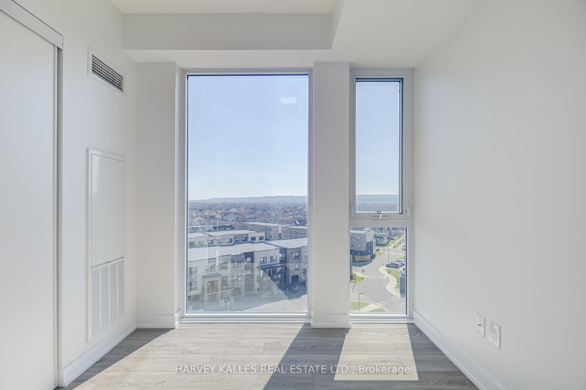Photo 20 of Unit B814, 3200 Dakota Common, Burlington, Alton — HOMEH