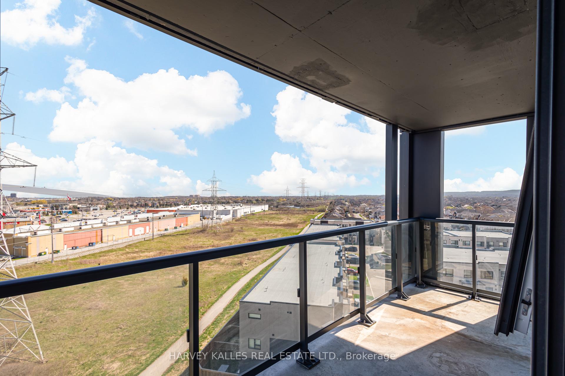 Photo 27 of Unit B814, 3200 Dakota Common, Burlington, Alton — HOMEH