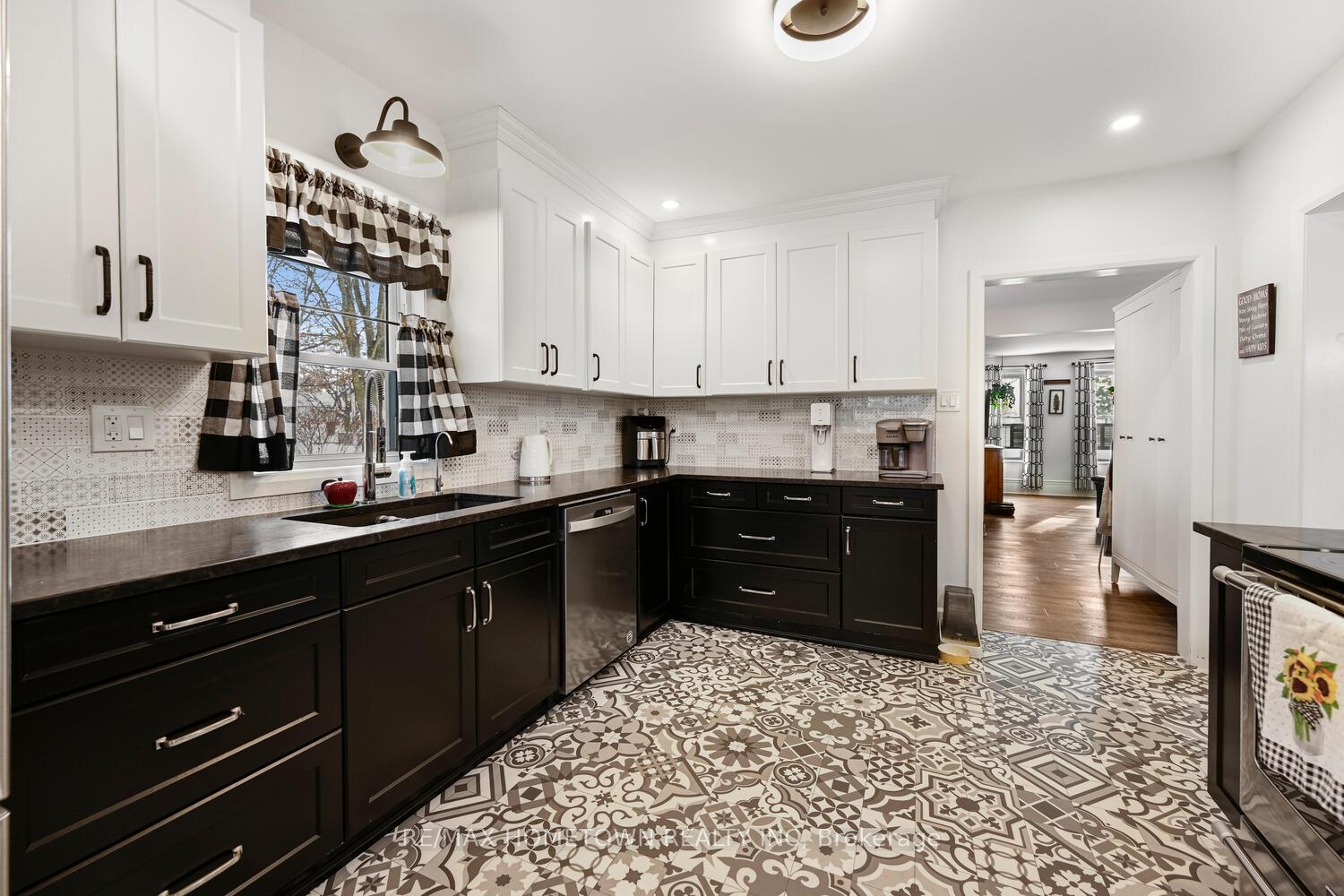Photo 16 of 204 Wood Street E, Prescott, Prescott — HOMEH