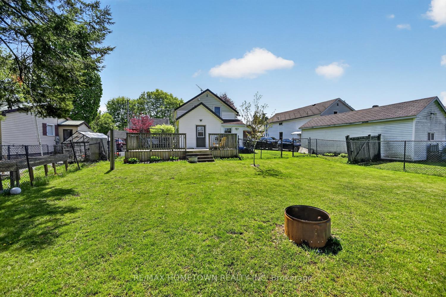 Photo 29 of 204 Wood Street E, Prescott, Prescott — HOMEH