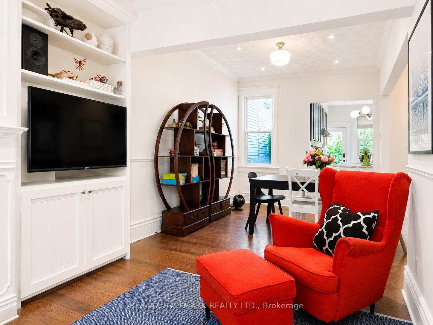 Photo 8 of 118 Galt Avenue, Toronto, South Riverdale — HOMEH