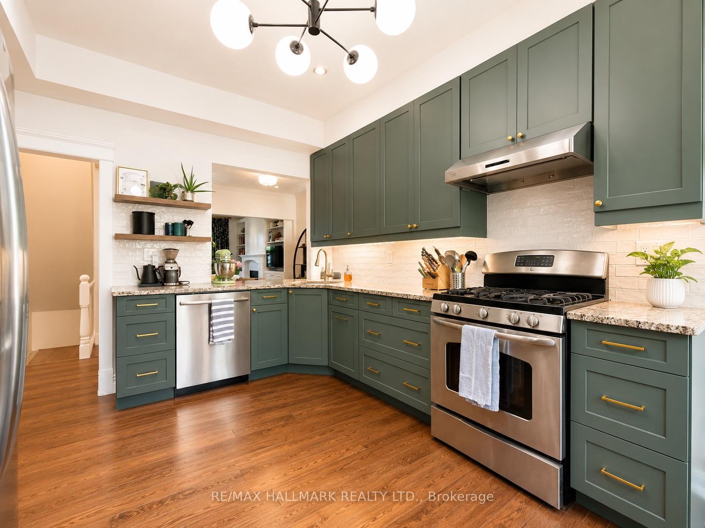 Photo 12 of 118 Galt Avenue, Toronto, South Riverdale — HOMEH