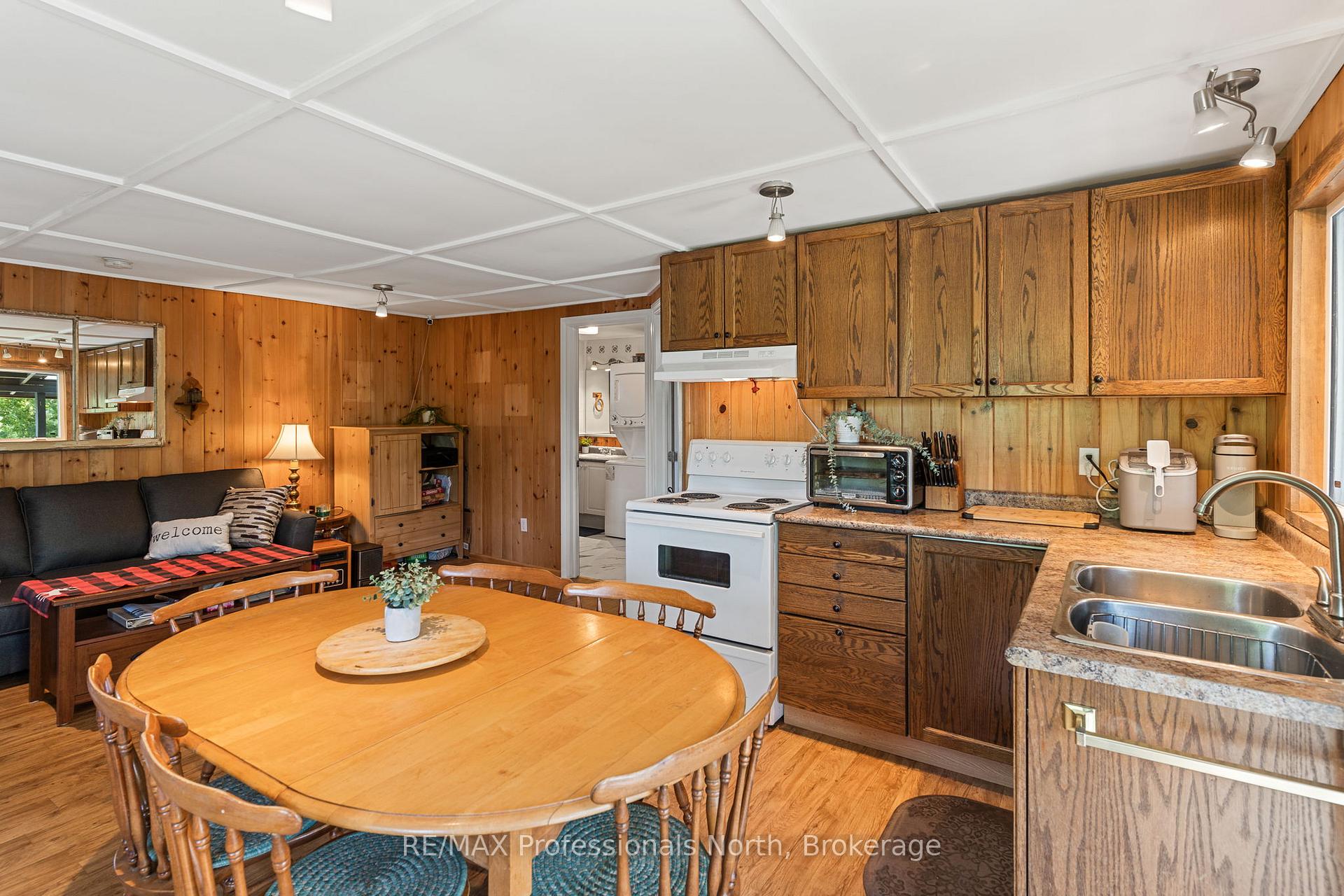 Photo 21 of 4278 Deep Bay Road, Minden Hills, Lutterworth — HOMEH