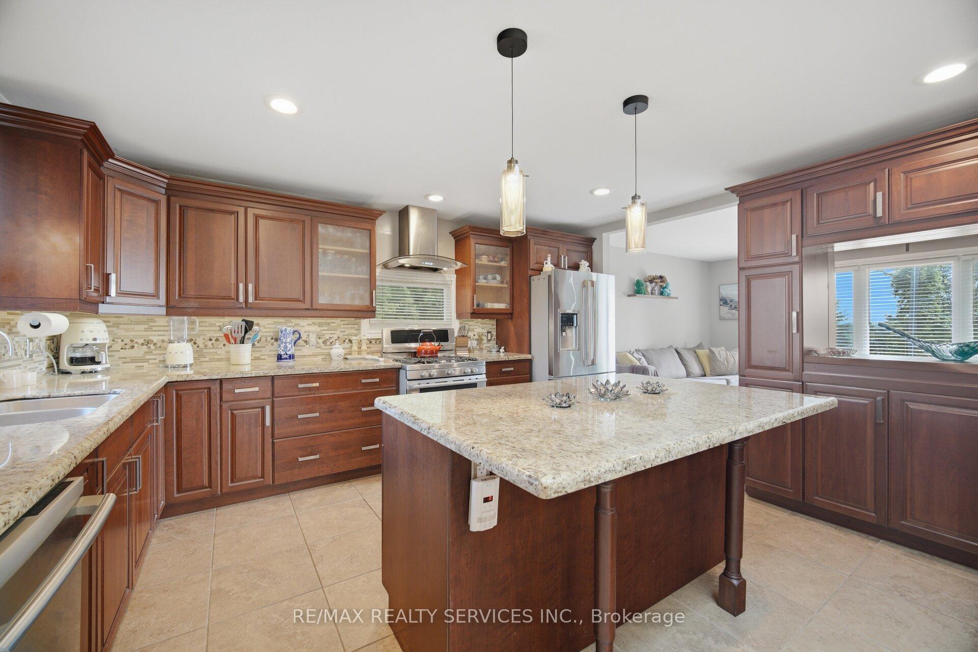 Photo 11 of 10304 County Road 10, Clearview, New Lowell — HOMEH