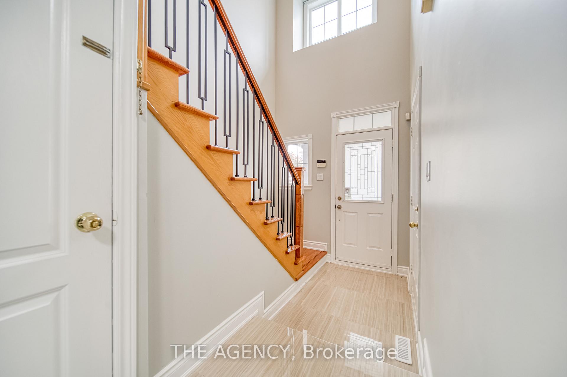 Photo 3 of Unit Main, 48 Chiara Drive, Vaughan, Vellore Village — HOMEH