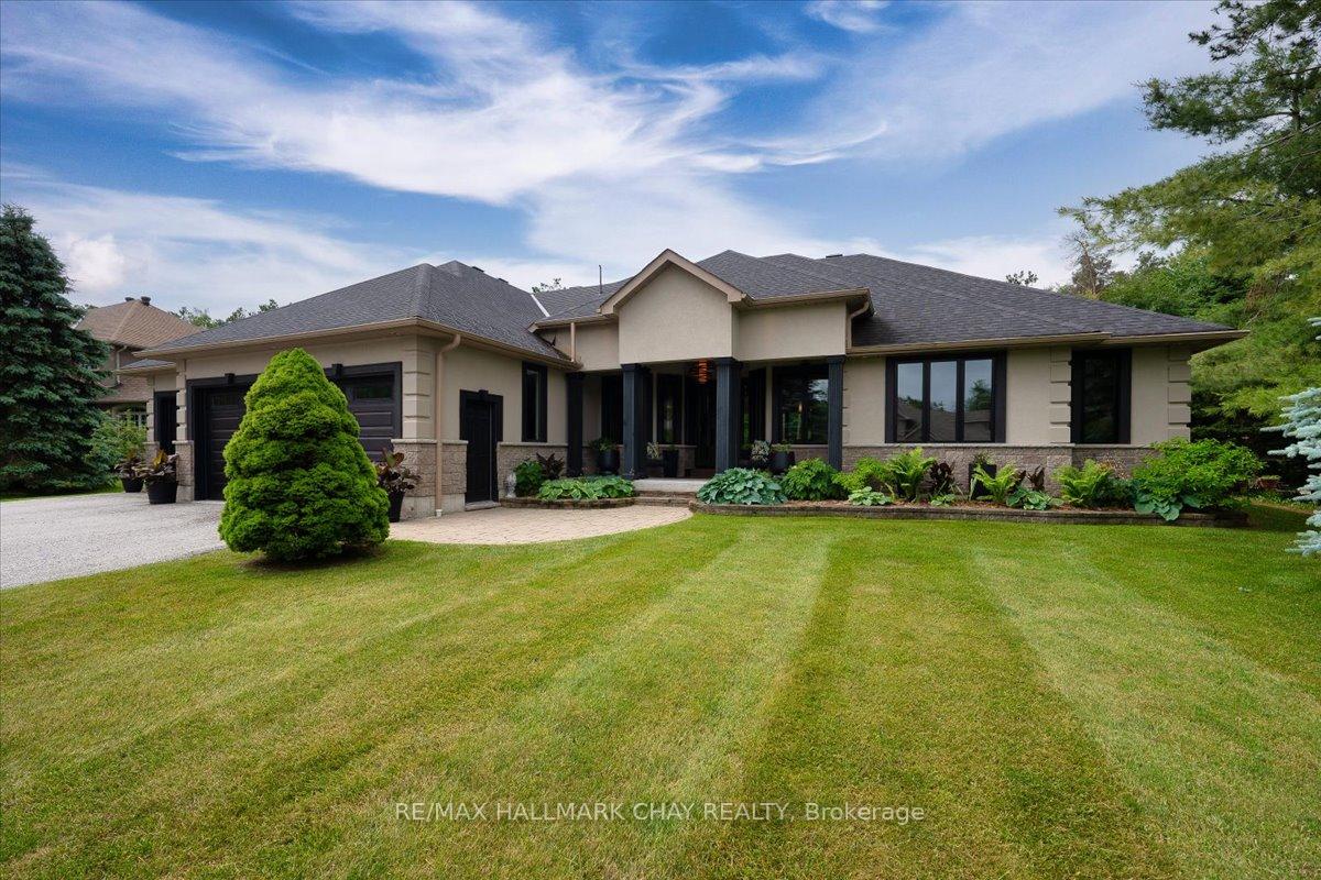 Photo 2 of 66 Luella Boulevard, Springwater, Anten Mills — HOMEH