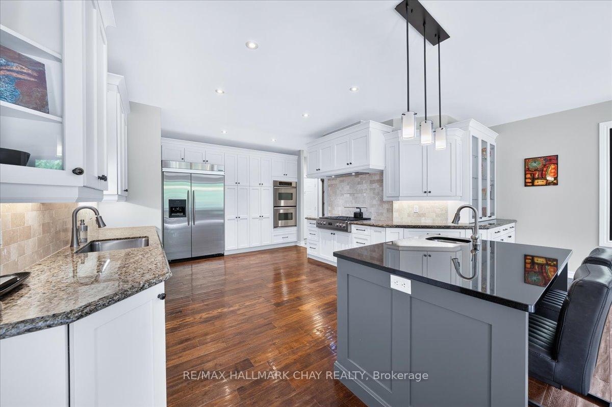 Photo 22 of 66 Luella Boulevard, Springwater, Anten Mills — HOMEH