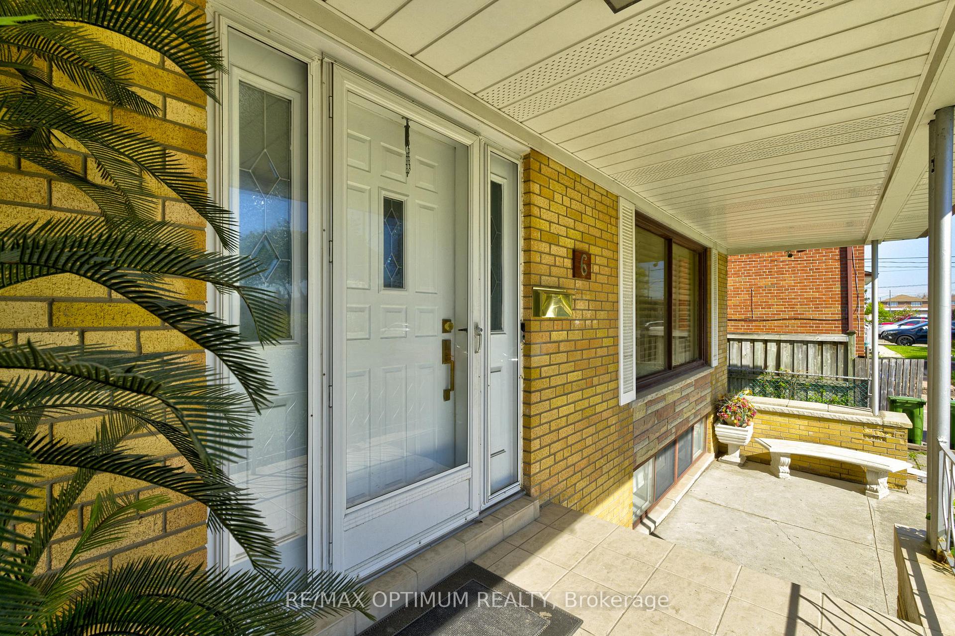 Photo 4 of 6 Evernby Boulevard, Etobicoke, Kingsview Village-The Westway — HOMEH