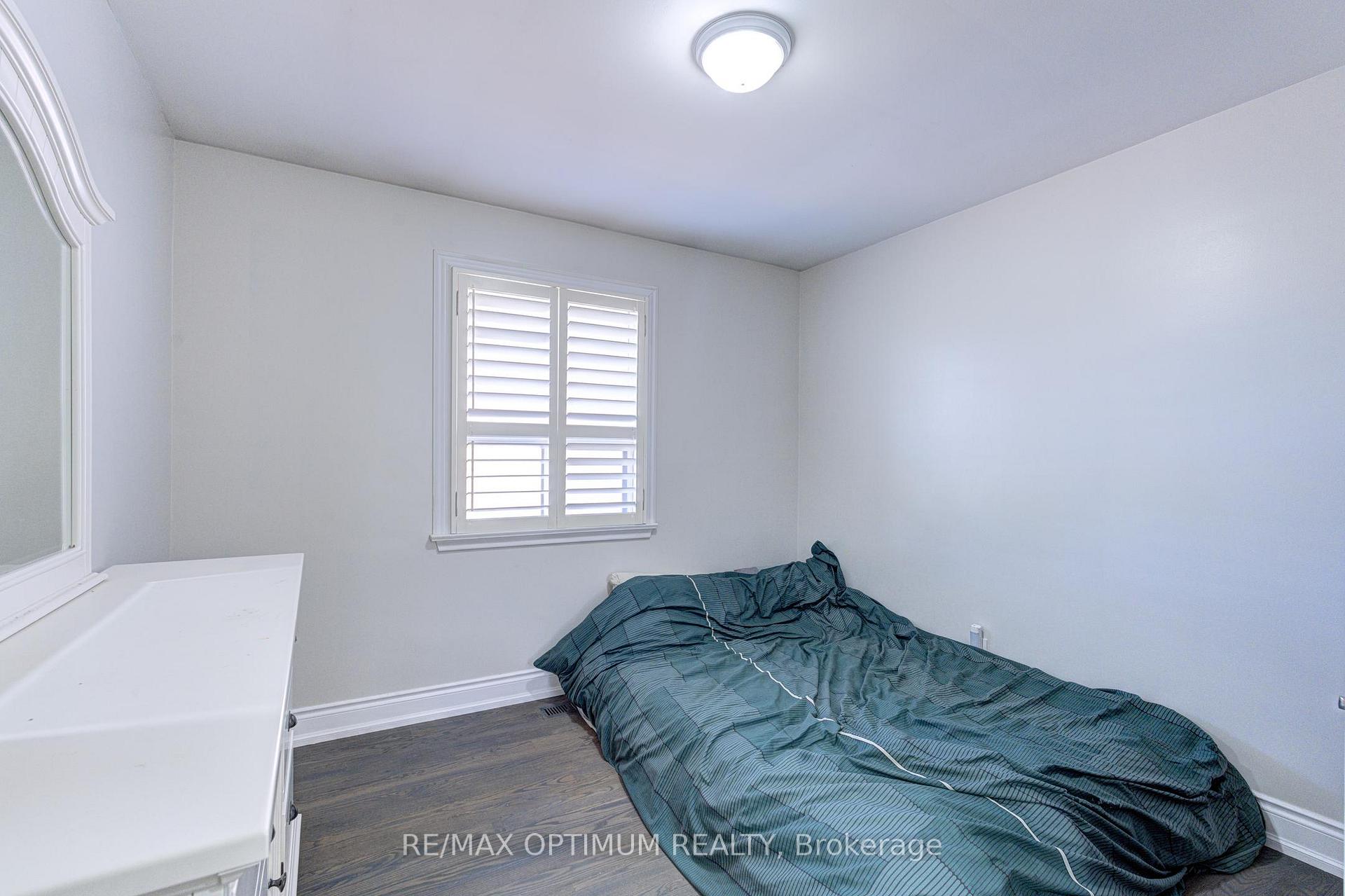 Photo 23 of 6 Evernby Boulevard, Etobicoke, Kingsview Village-The Westway — HOMEH