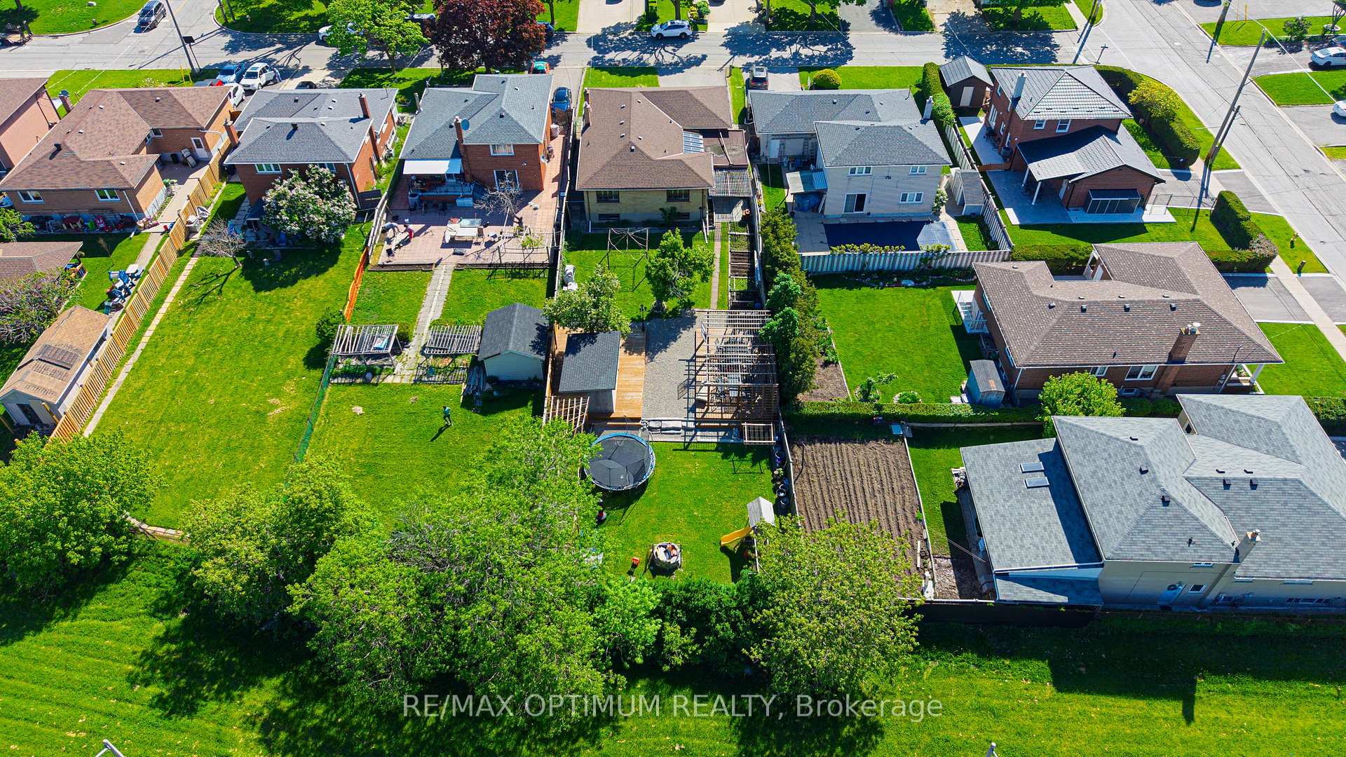 Photo 45 of 6 Evernby Boulevard, Etobicoke, Kingsview Village-The Westway — HOMEH
