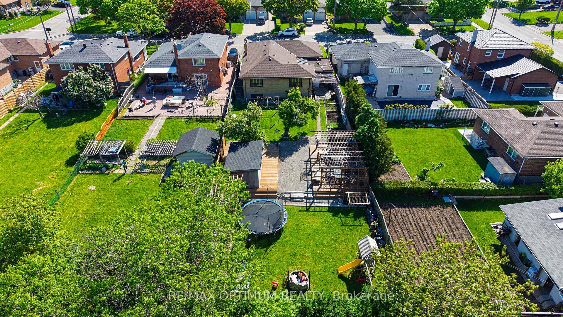 Photo 47 of 6 Evernby Boulevard, Etobicoke, Kingsview Village-The Westway — HOMEH