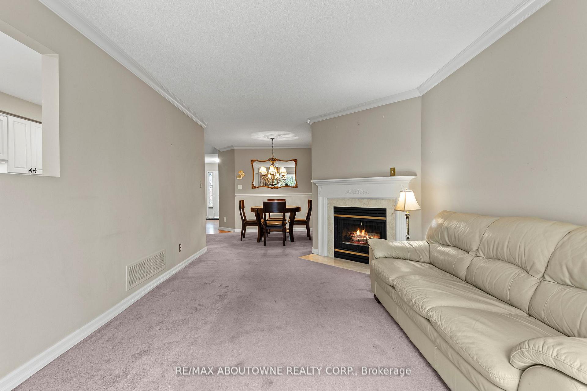 Photo 11 of Unit 9, 2230 Walkers Line, Burlington, Headon — HOMEH