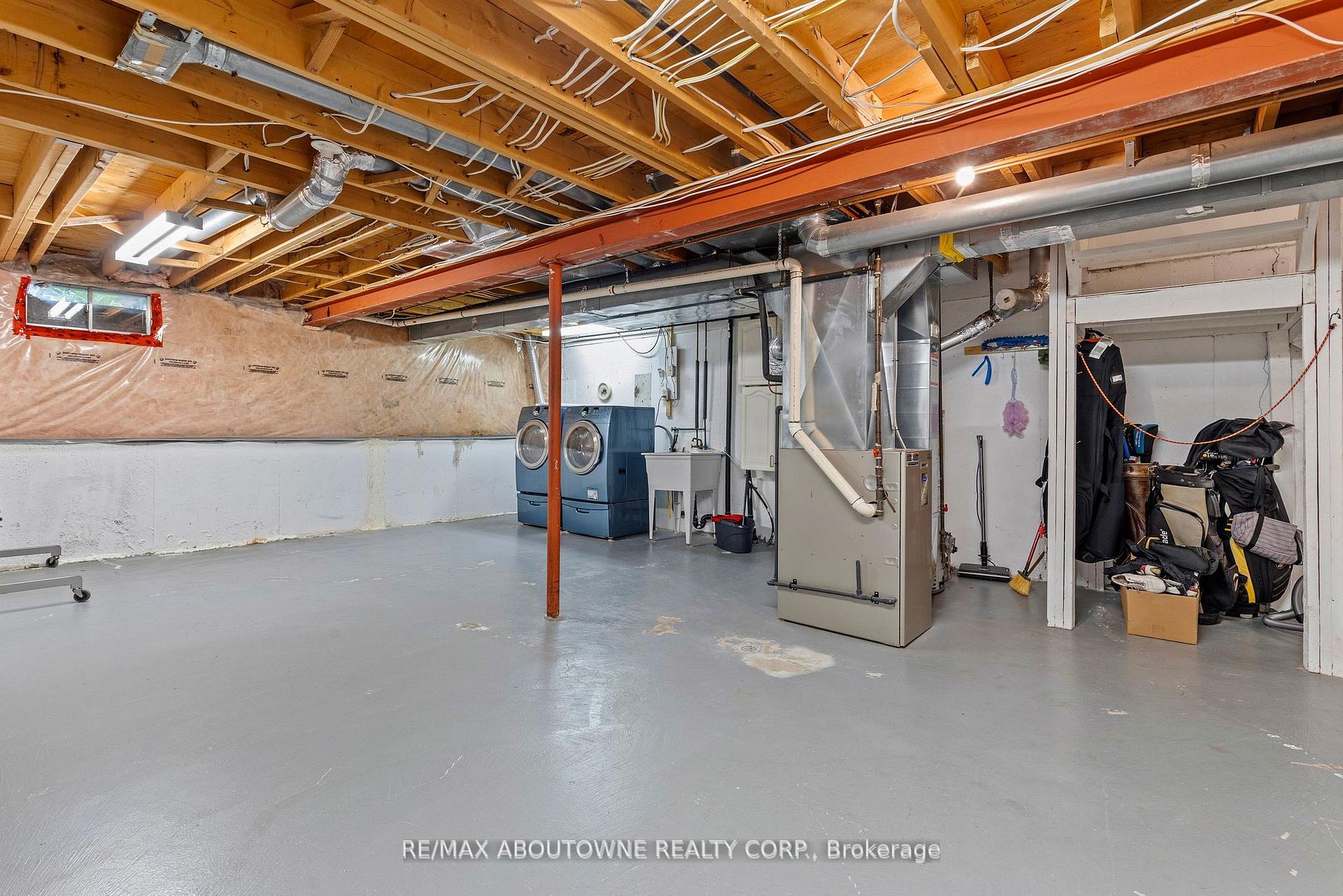 Photo 26 of Unit 9, 2230 Walkers Line, Burlington, Headon — HOMEH