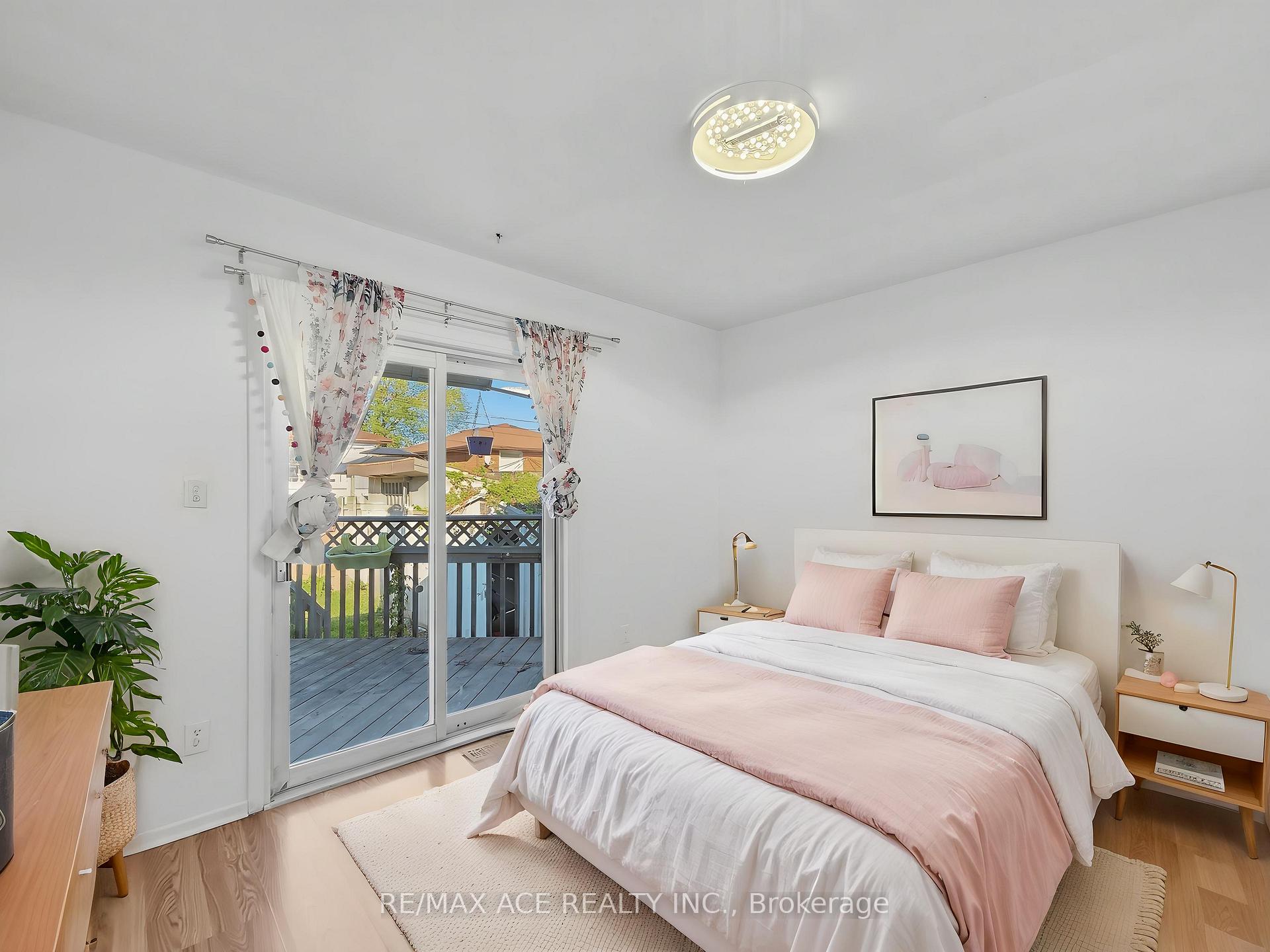 Photo 13 of 1385 Park Road S, Oshawa, Lakeview — HOMEH
