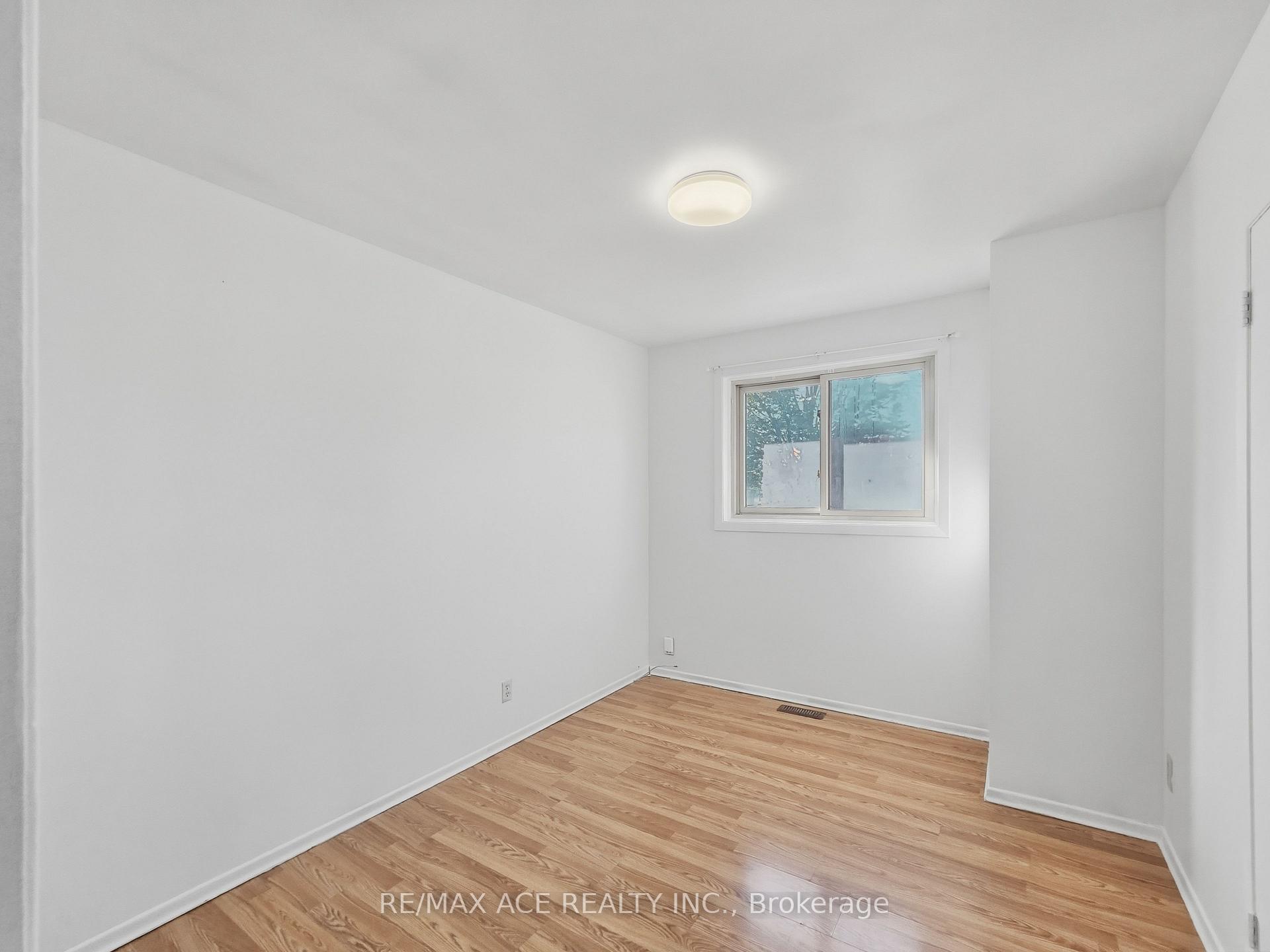 Photo 19 of 1385 Park Road S, Oshawa, Lakeview — HOMEH