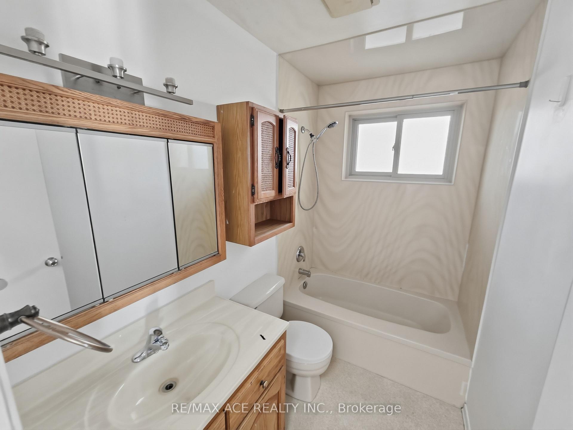 Photo 21 of 1385 Park Road S, Oshawa, Lakeview — HOMEH
