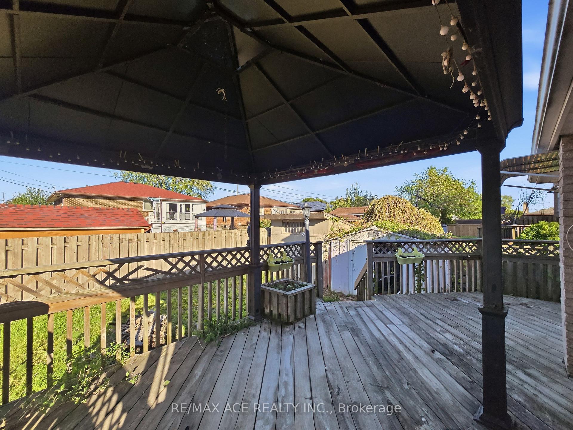 Photo 25 of 1385 Park Road S, Oshawa, Lakeview — HOMEH