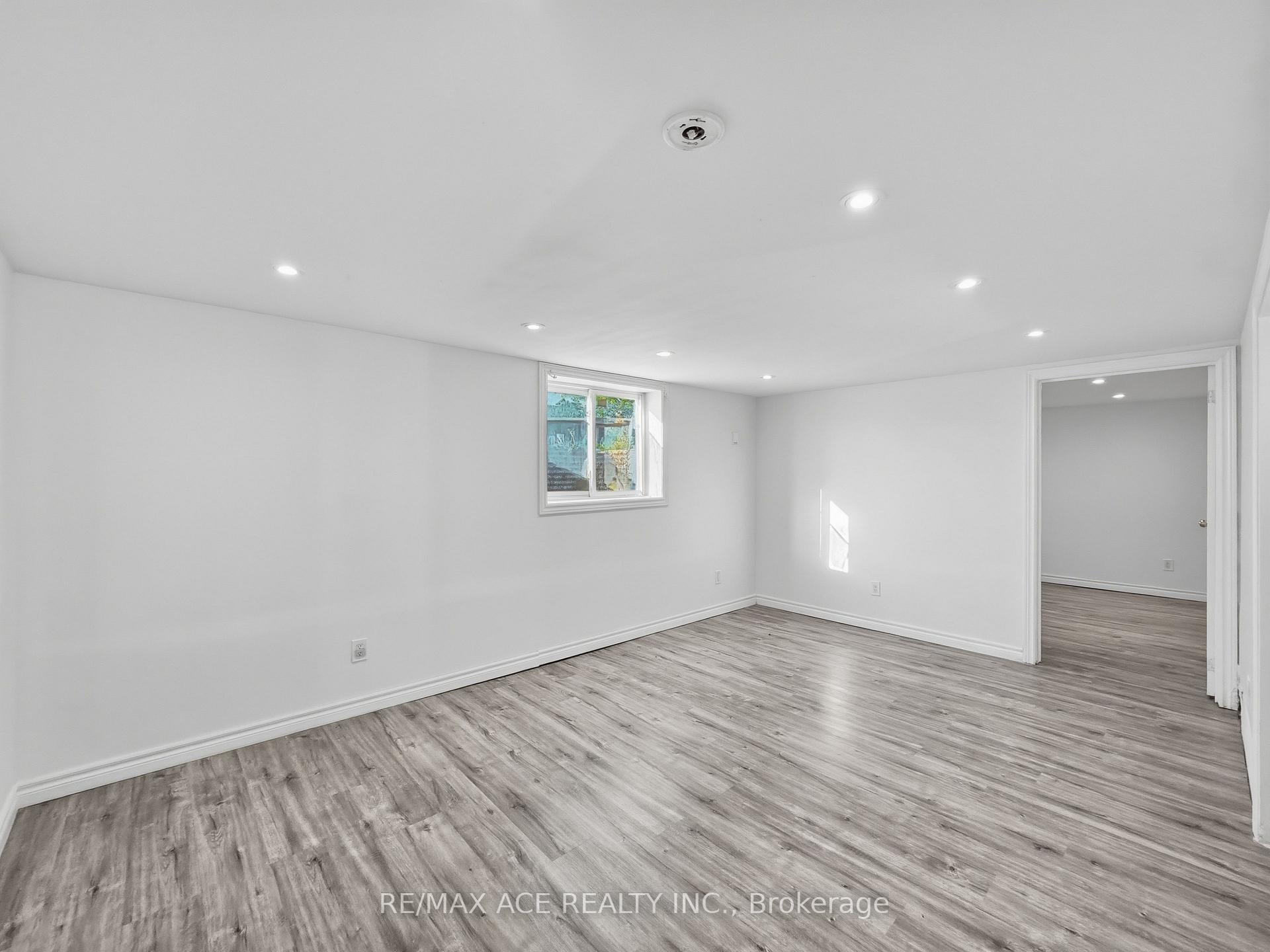 Photo 35 of 1385 Park Road S, Oshawa, Lakeview — HOMEH