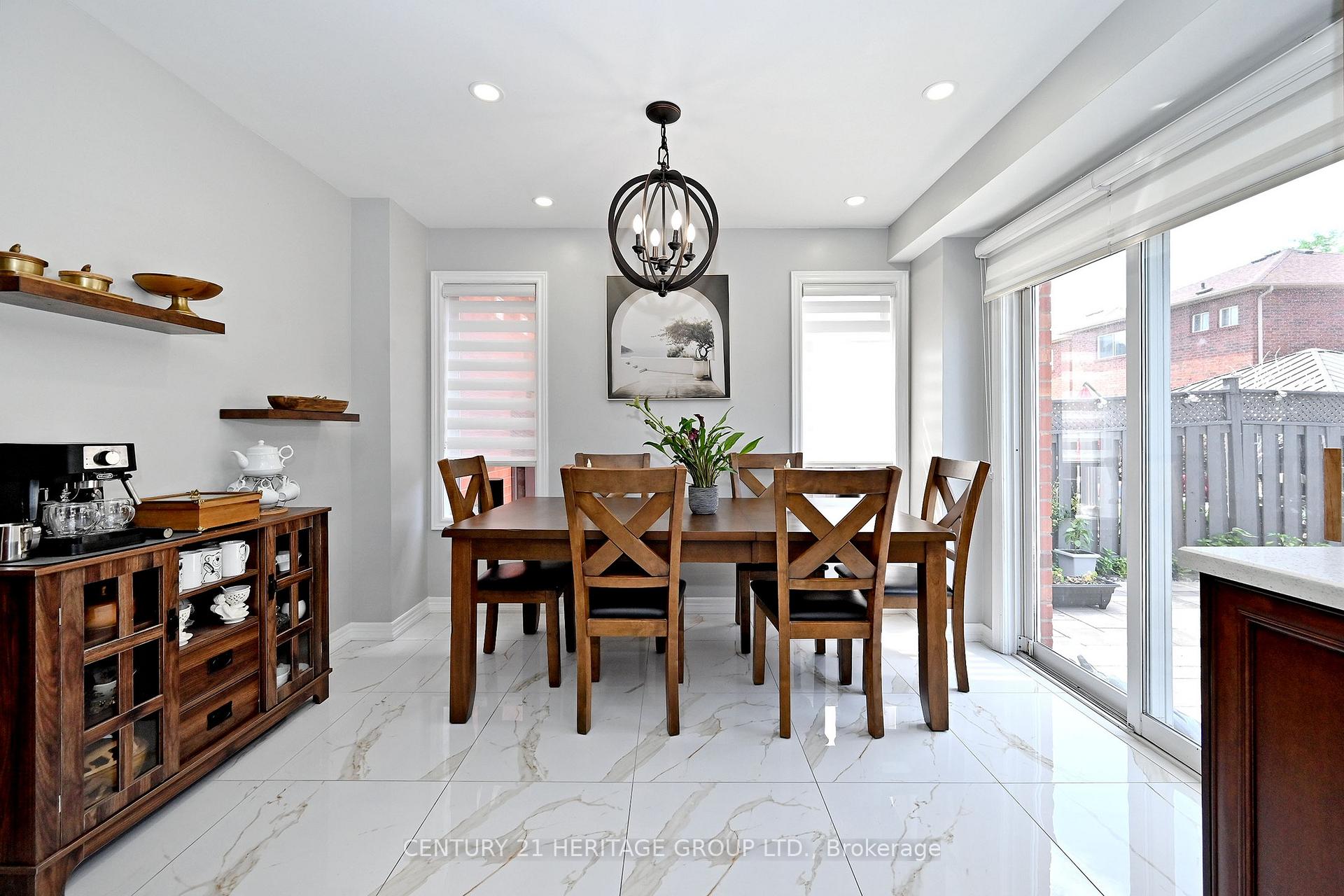 Photo 14 of 44 Equator Crescent, Vaughan, Vellore Village — HOMEH