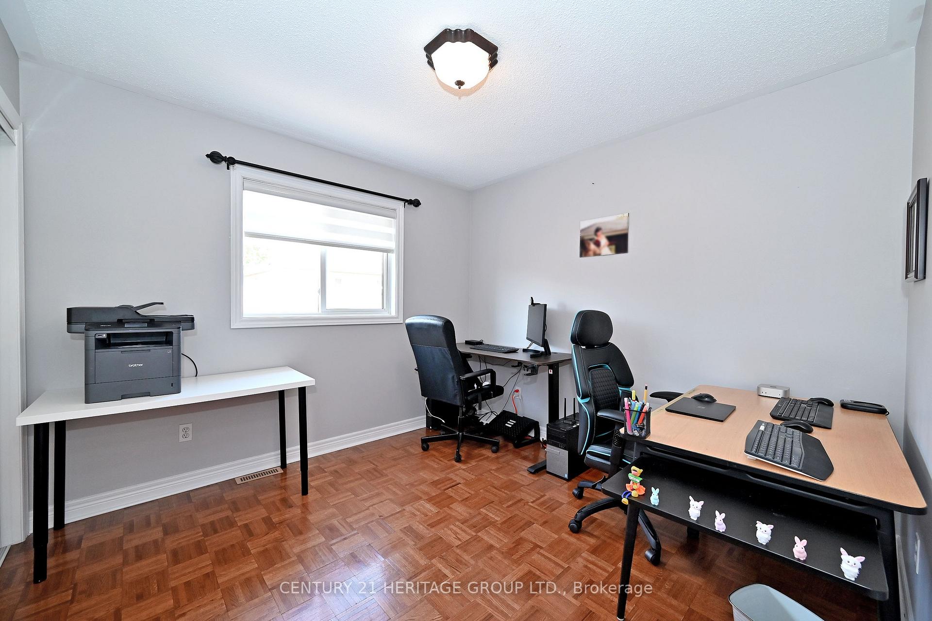 Photo 25 of 44 Equator Crescent, Vaughan, Vellore Village — HOMEH