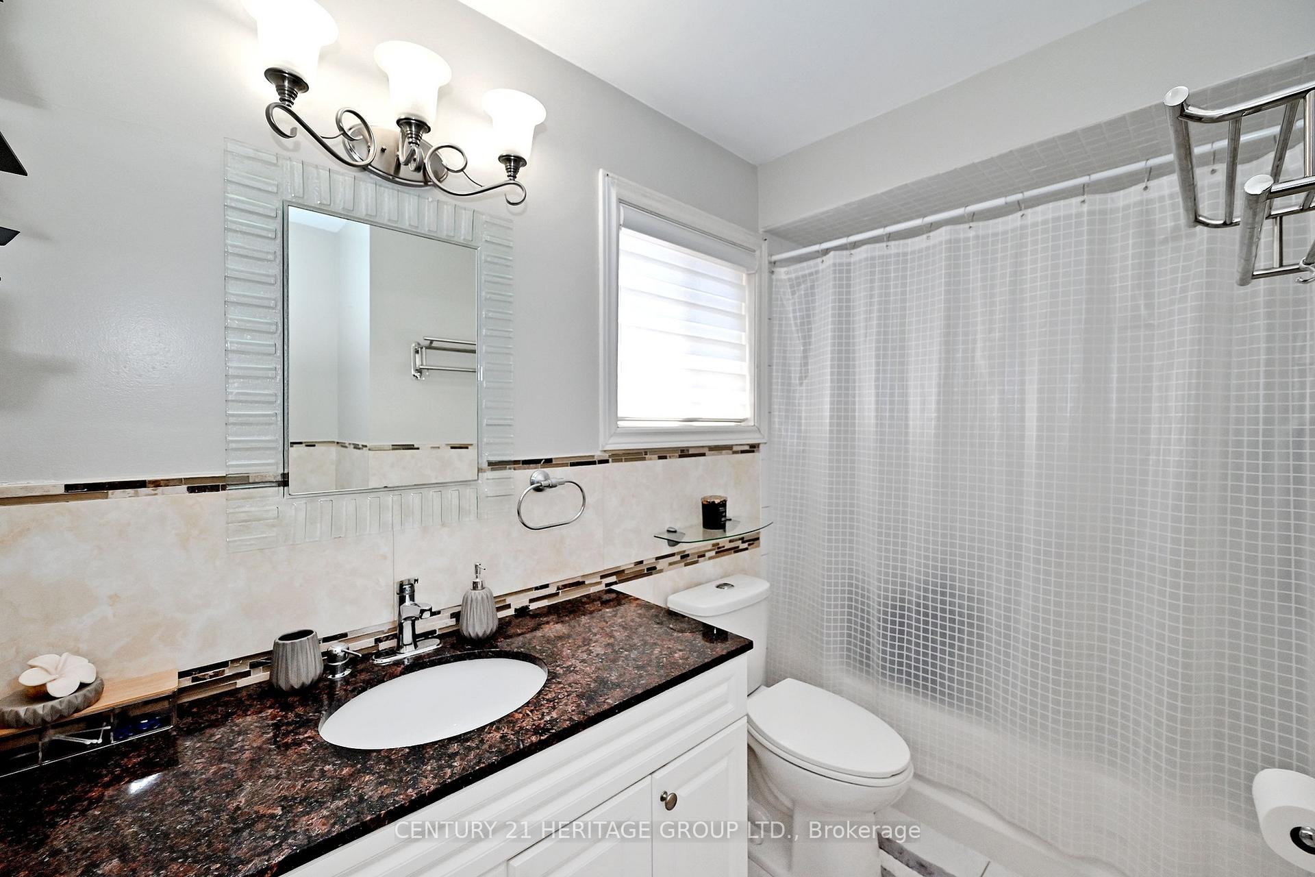 Photo 26 of 44 Equator Crescent, Vaughan, Vellore Village — HOMEH