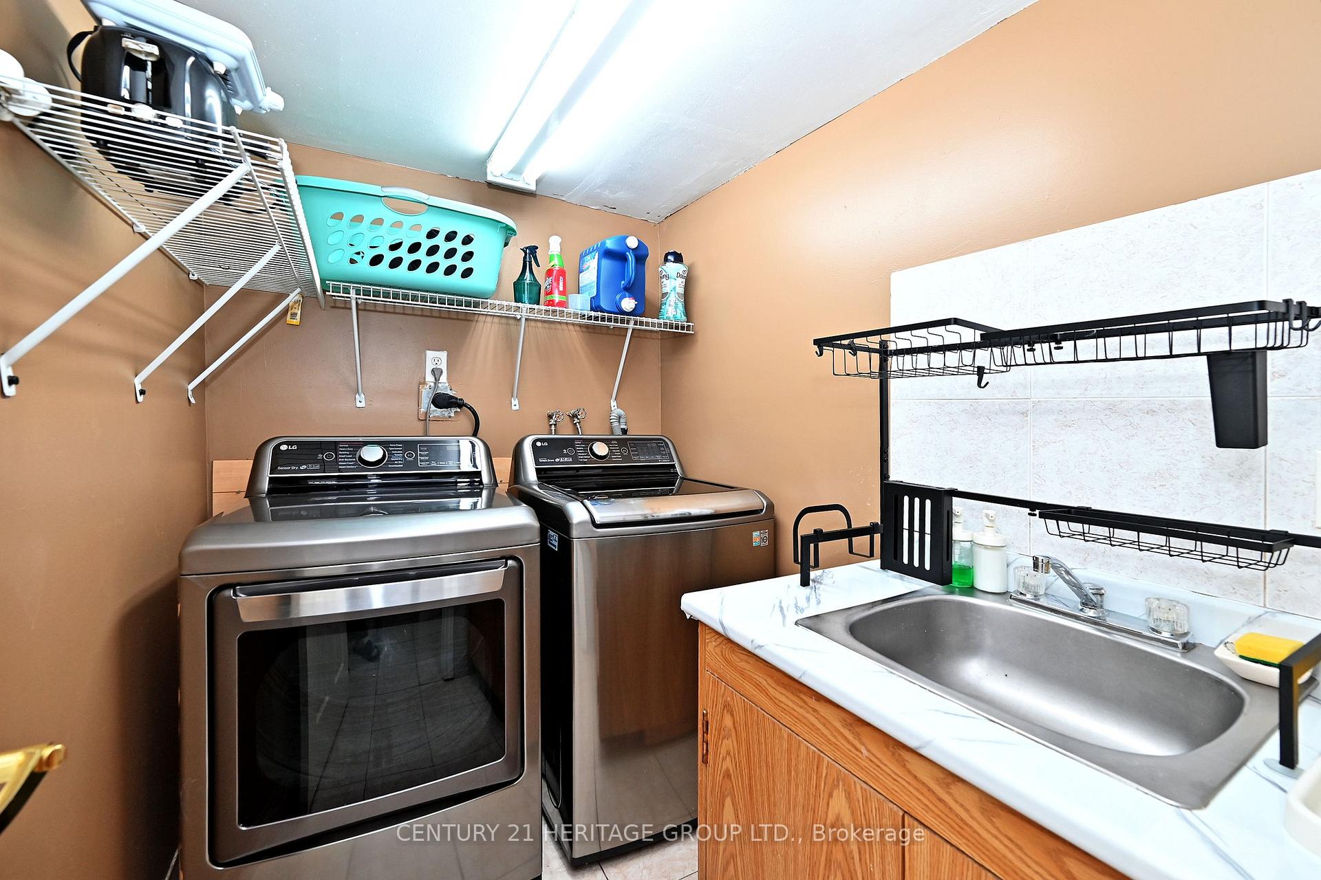 Photo 30 of 44 Equator Crescent, Vaughan, Vellore Village — HOMEH