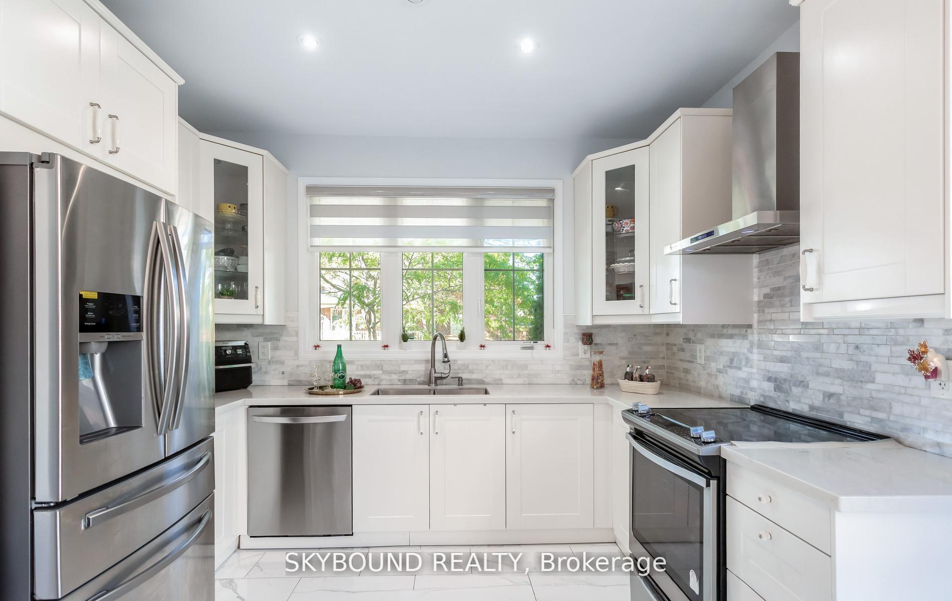 Photo 6 of 308 Mcdougall Cross, Milton, Harrison — HOMEH