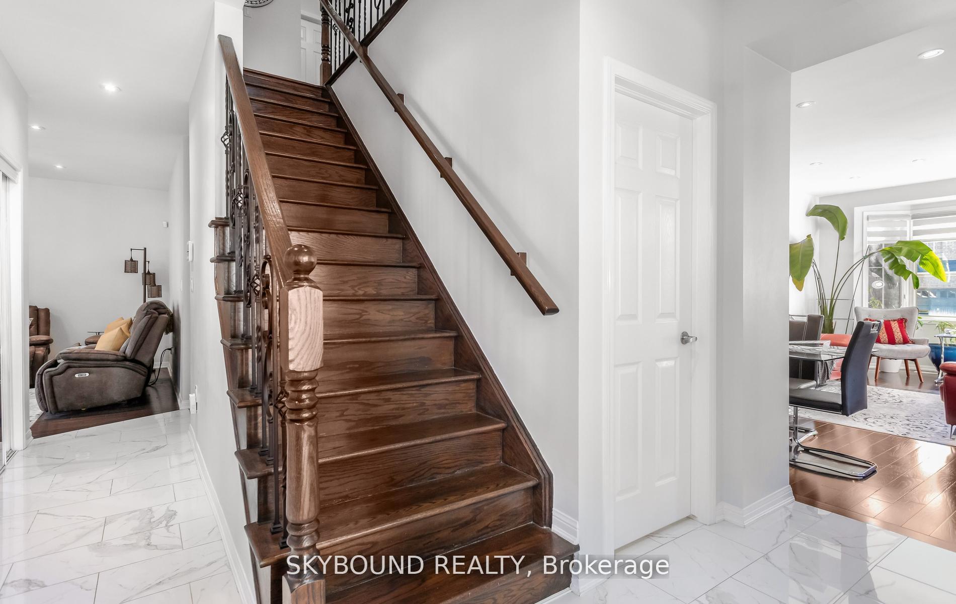 Photo 8 of 308 Mcdougall Cross, Milton, Harrison — HOMEH