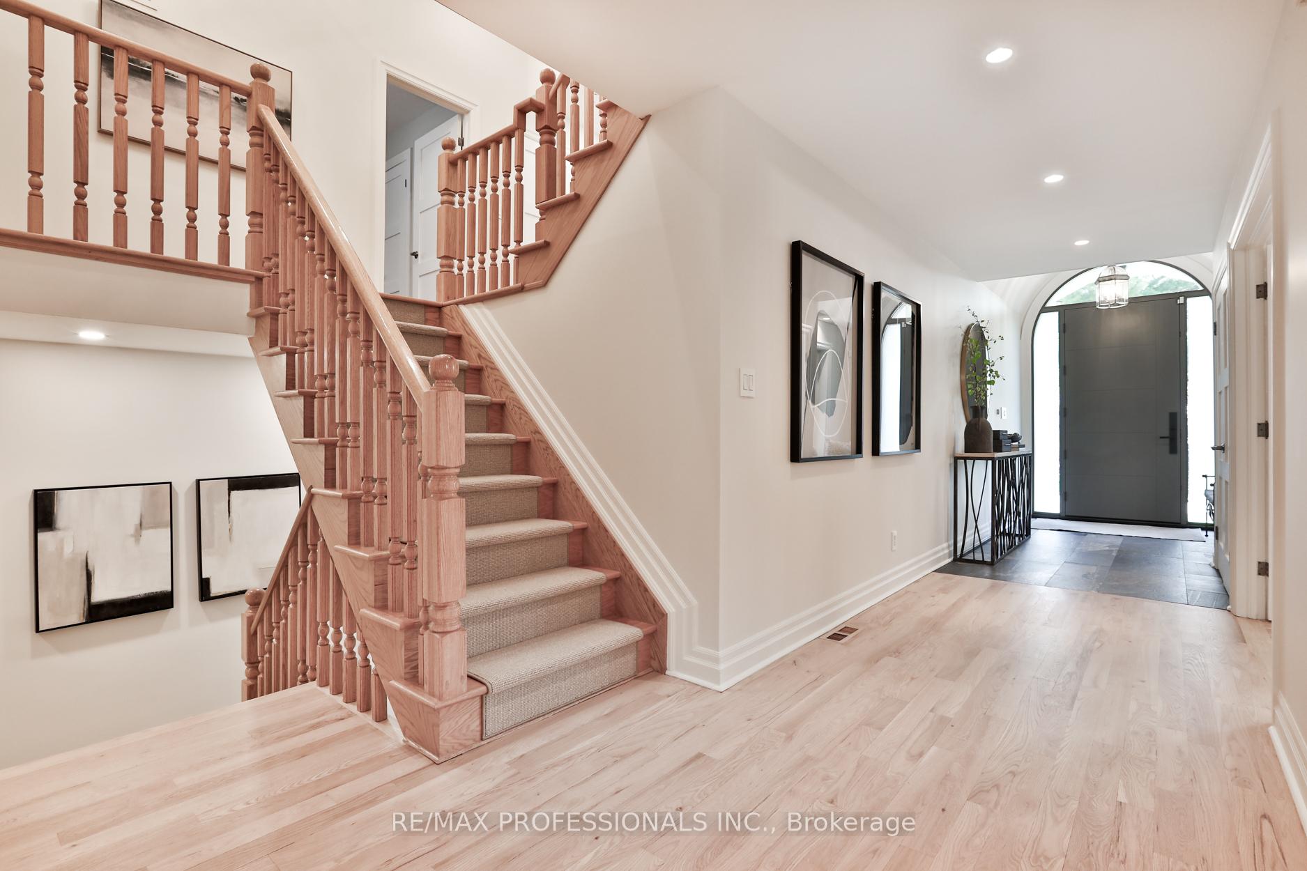 Photo 21 of 11 Cranleigh Court, Etobicoke, Edenbridge-Humber Valley — HOMEH