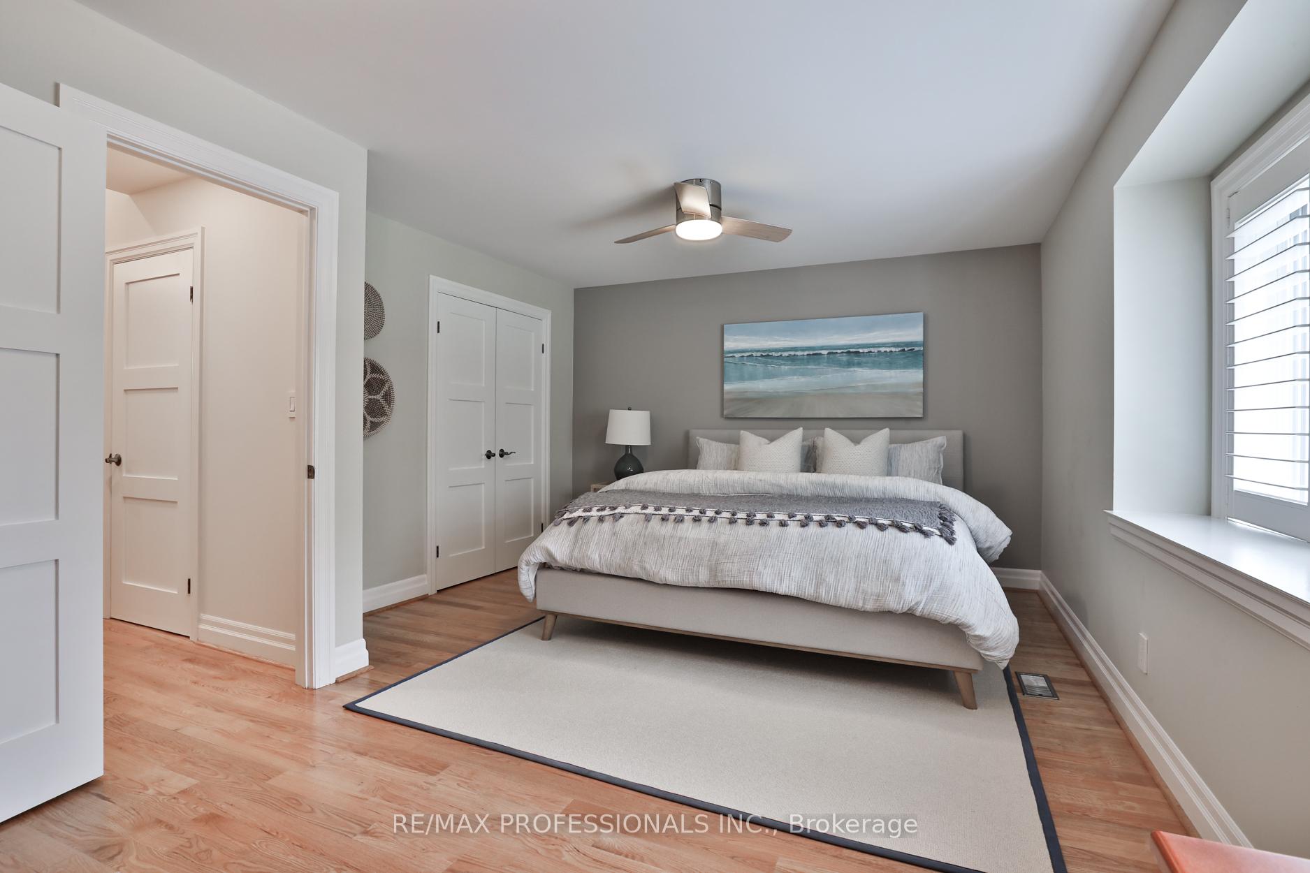 Photo 22 of 11 Cranleigh Court, Etobicoke, Edenbridge-Humber Valley — HOMEH