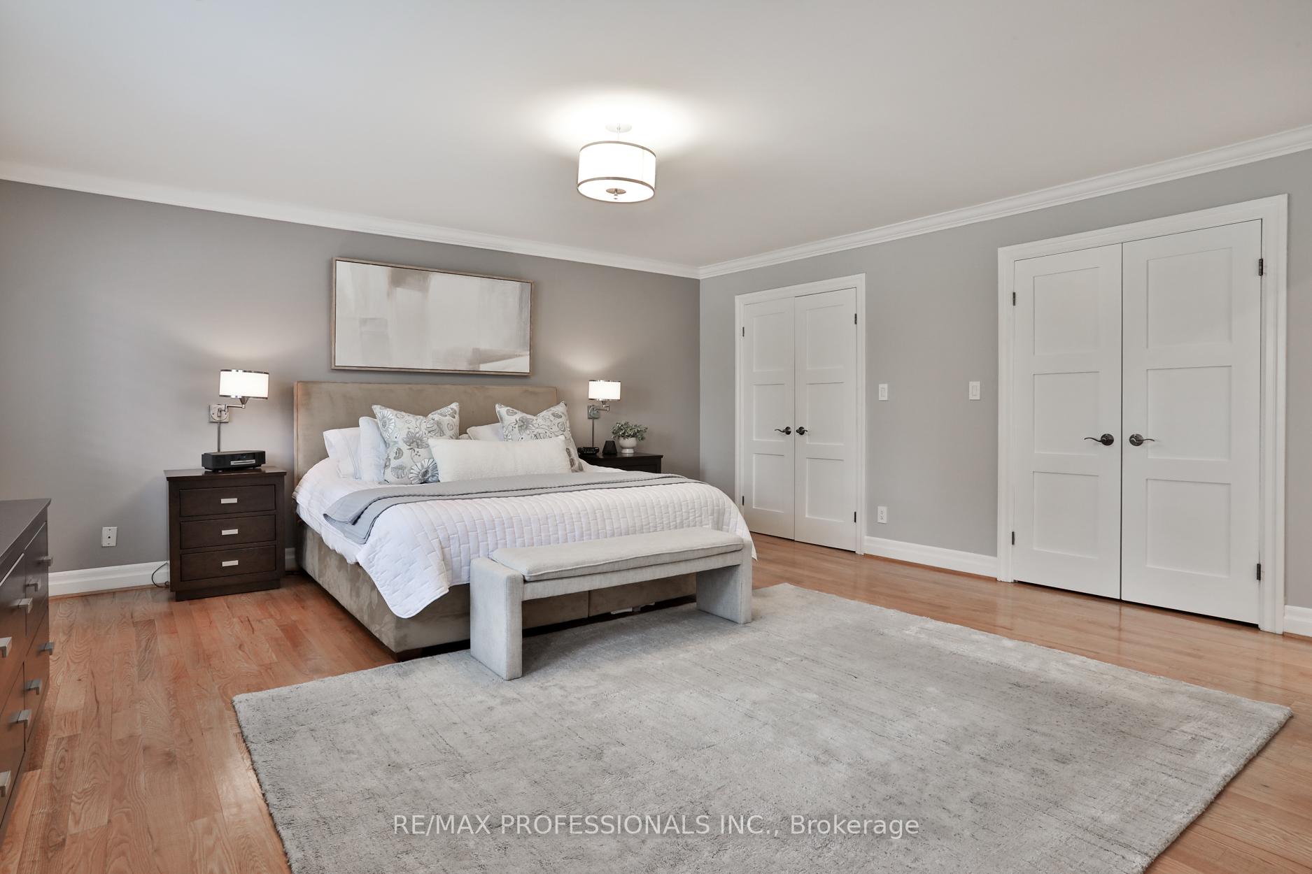 Photo 29 of 11 Cranleigh Court, Etobicoke, Edenbridge-Humber Valley — HOMEH