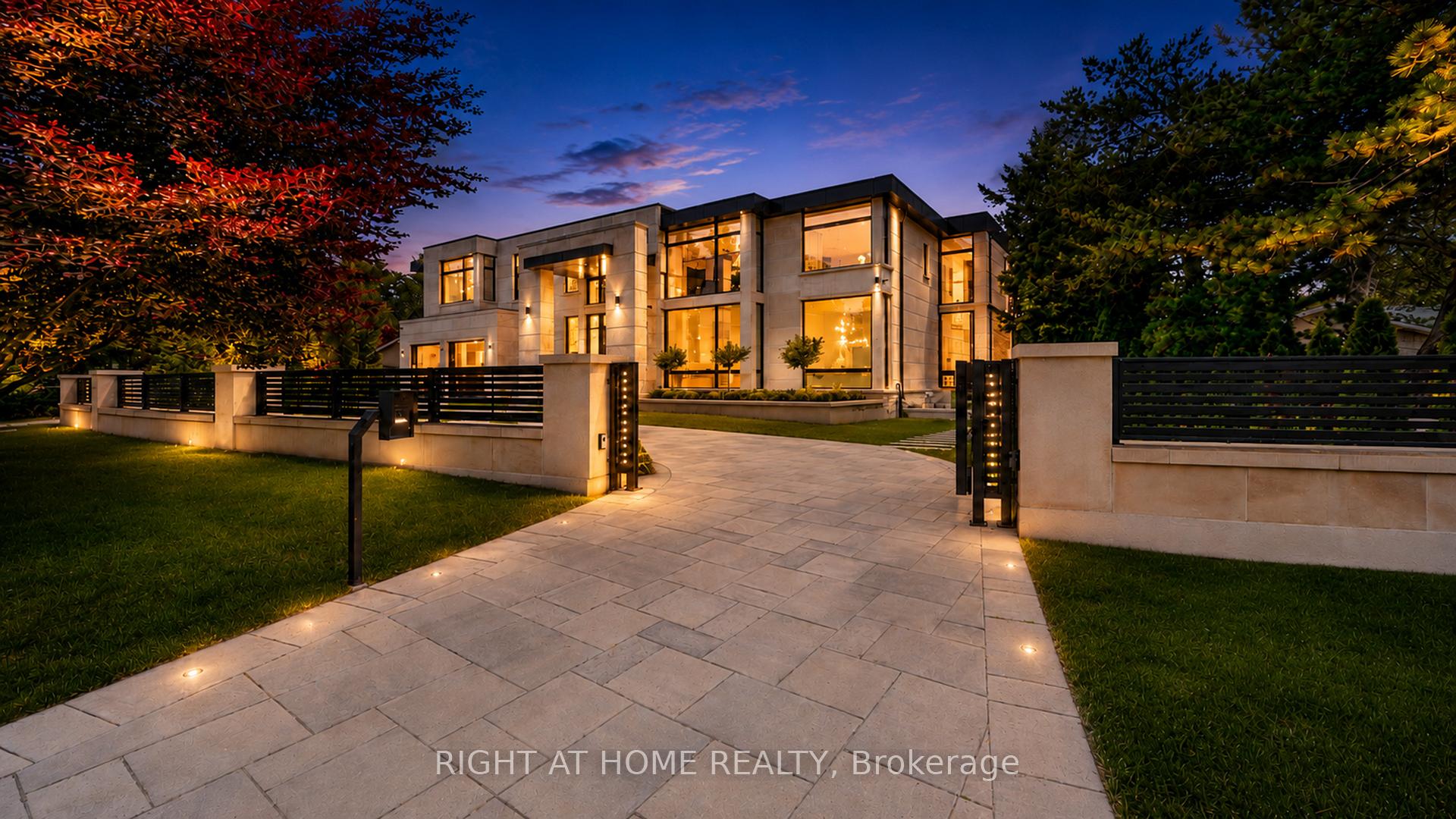 Photo 3 of 36 Fairway Heights Drive, Markham, Bayview Fairway-Bayview Country Club Estates — HOMEH