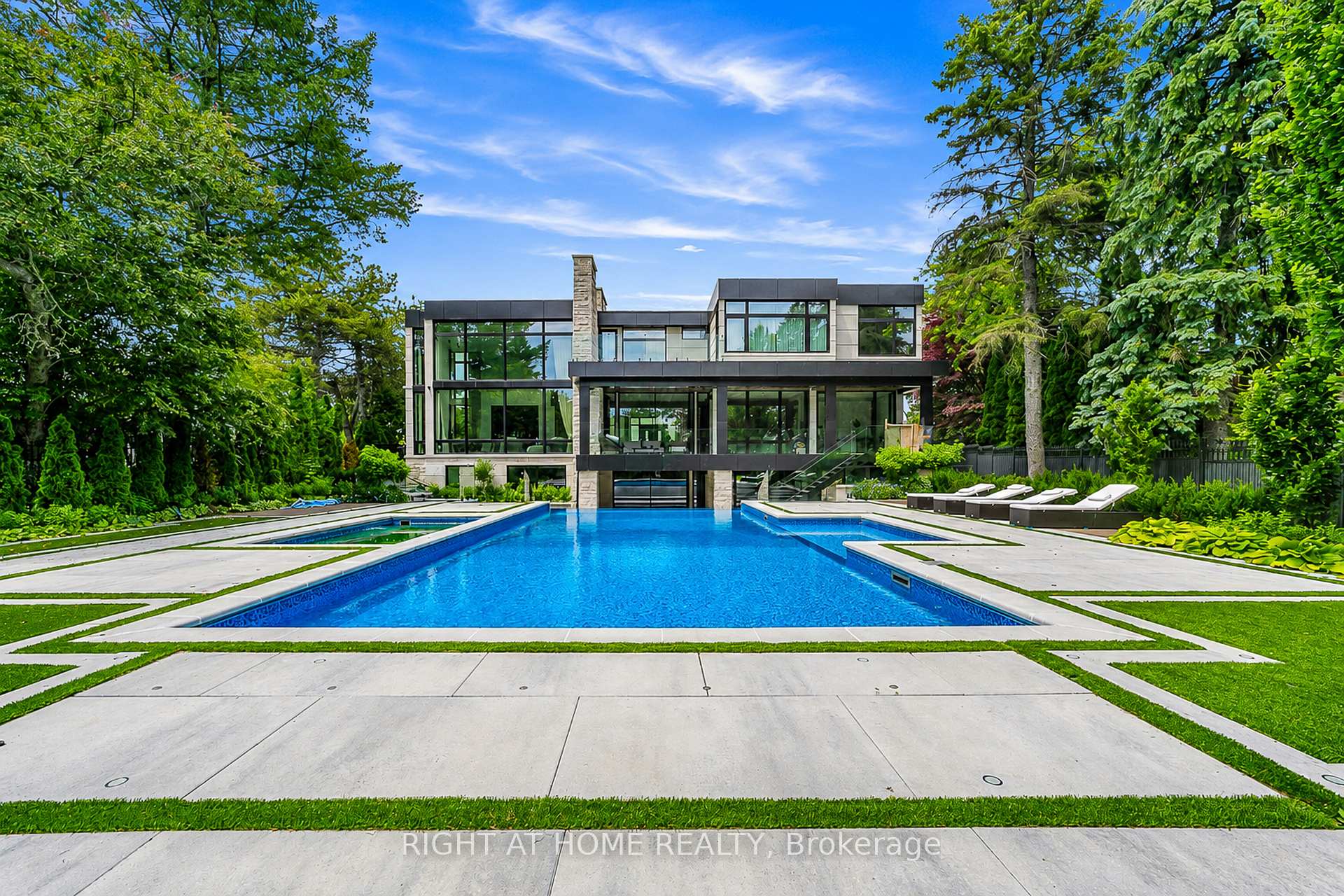 Photo 7 of 36 Fairway Heights Drive, Markham, Bayview Fairway-Bayview Country Club Estates — HOMEH