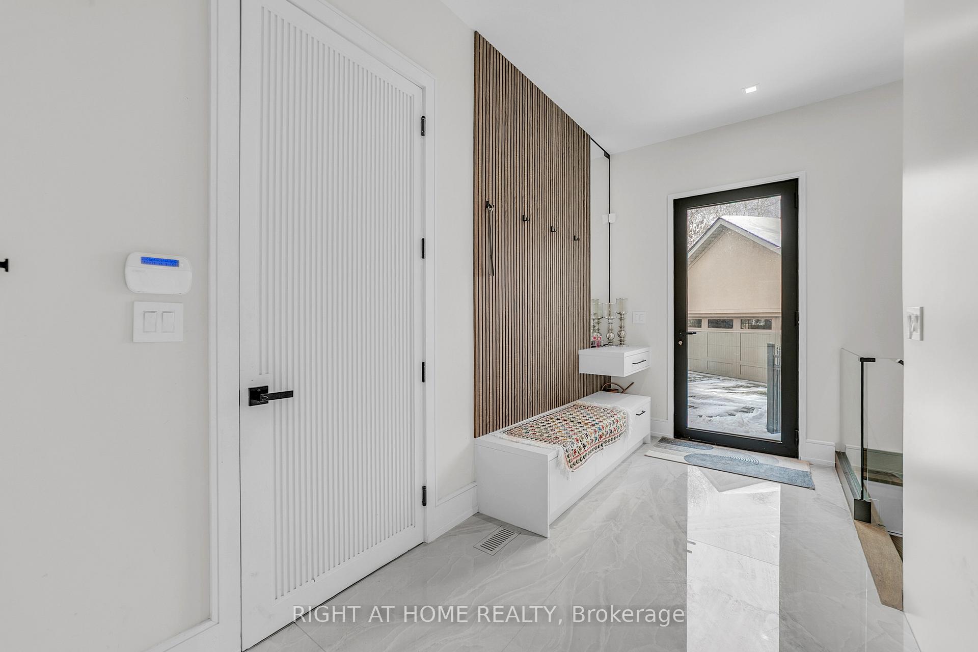 Photo 24 of 36 Fairway Heights Drive, Markham, Bayview Fairway-Bayview Country Club Estates — HOMEH