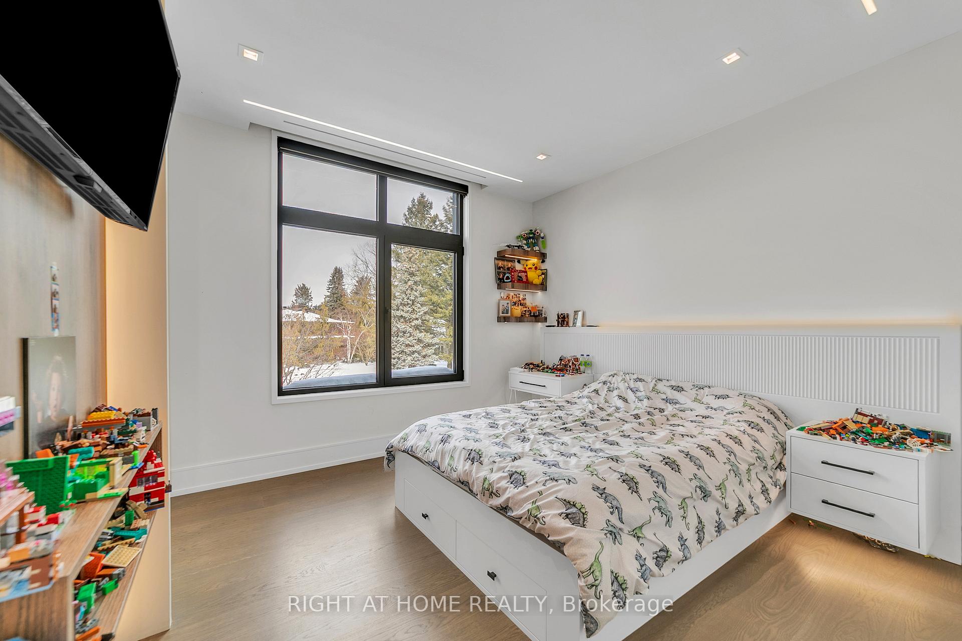 Photo 30 of 36 Fairway Heights Drive, Markham, Bayview Fairway-Bayview Country Club Estates — HOMEH