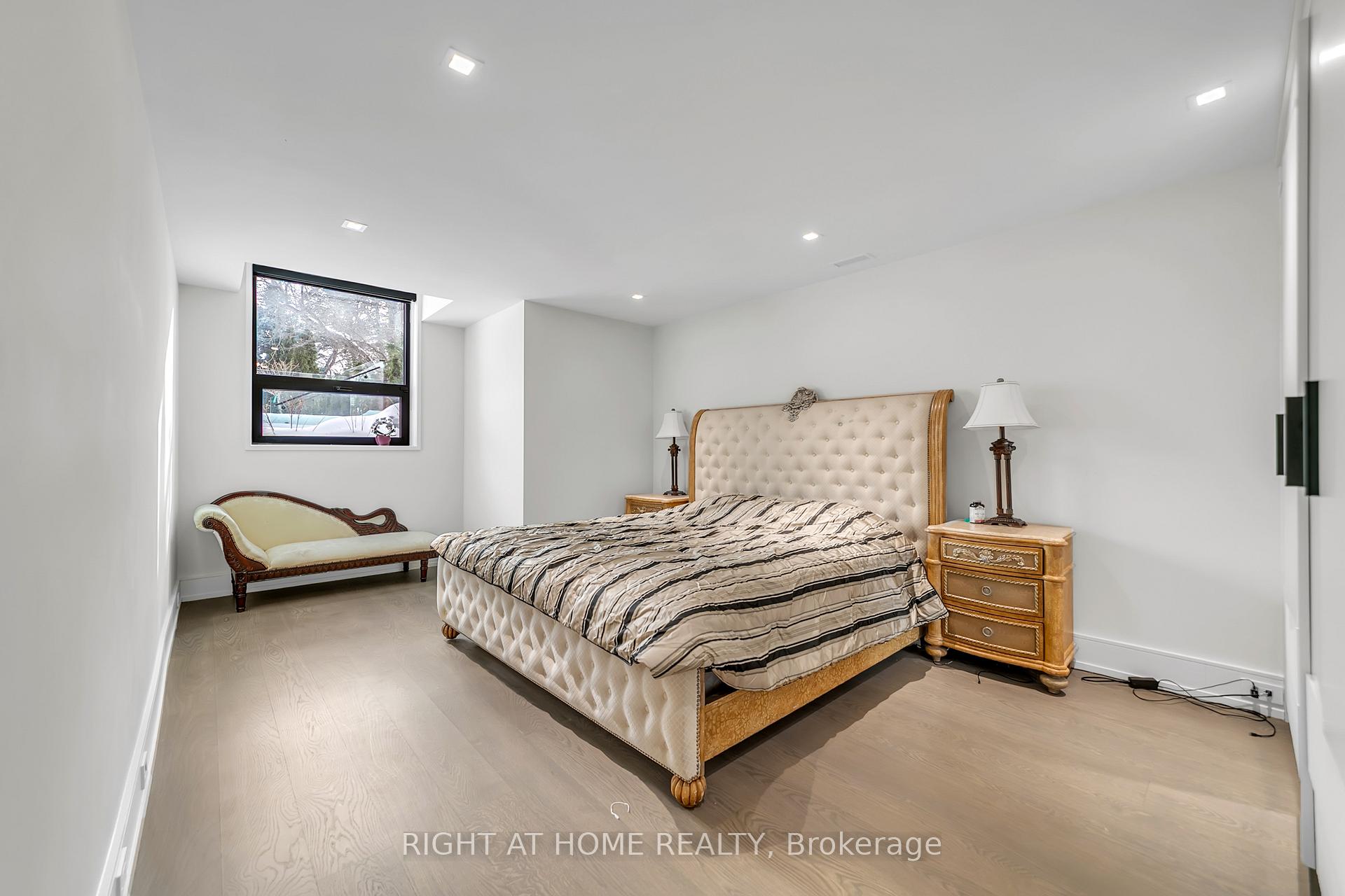 Photo 42 of 36 Fairway Heights Drive, Markham, Bayview Fairway-Bayview Country Club Estates — HOMEH