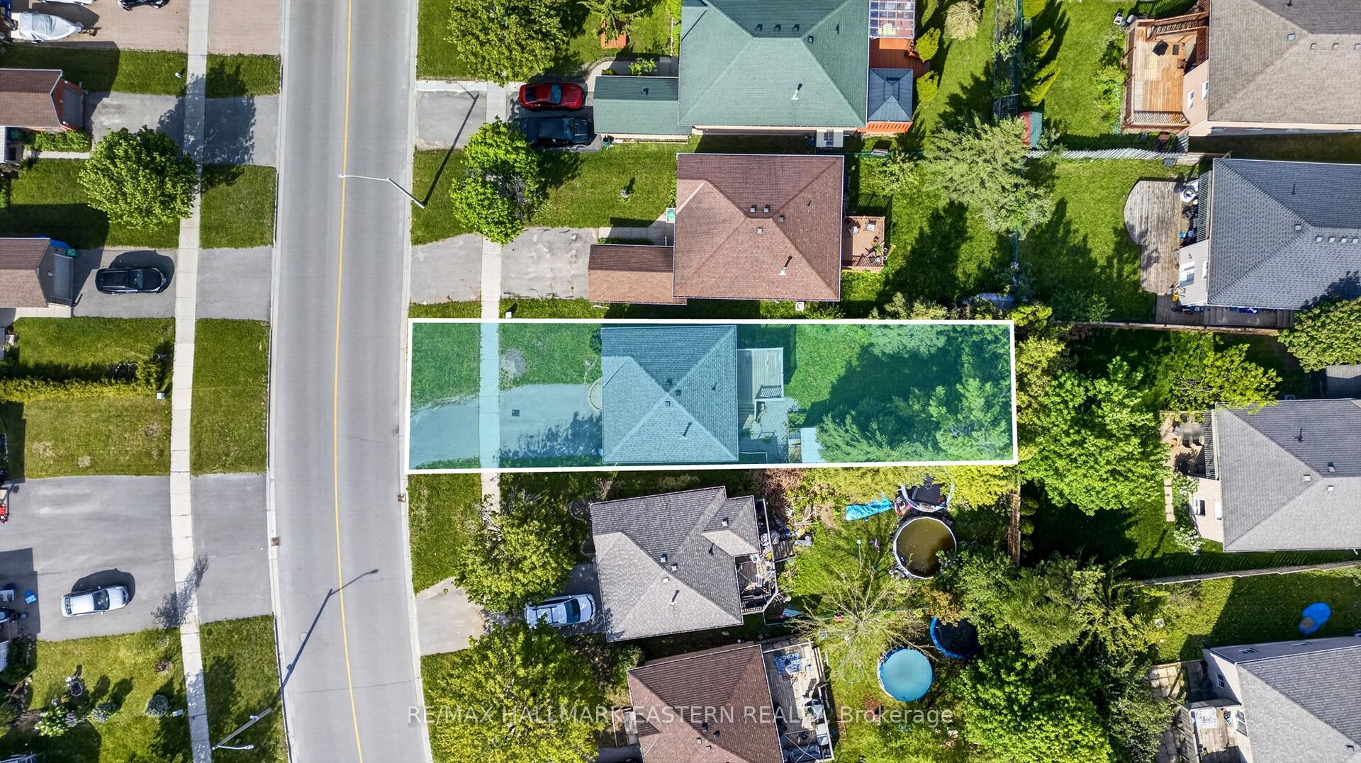 Photo 3 of 285 Towerhill Road, Peterborough, Northcrest Ward 5 — HOMEH