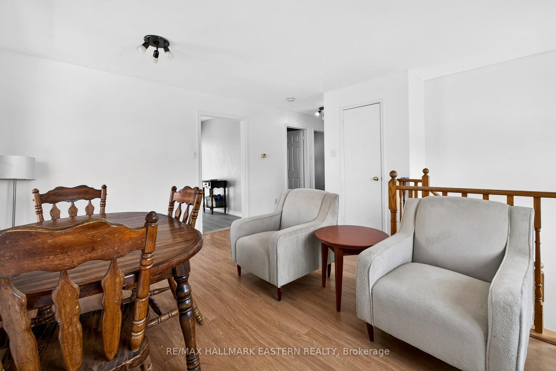 Photo 7 of 285 Towerhill Road, Peterborough, Northcrest Ward 5 — HOMEH