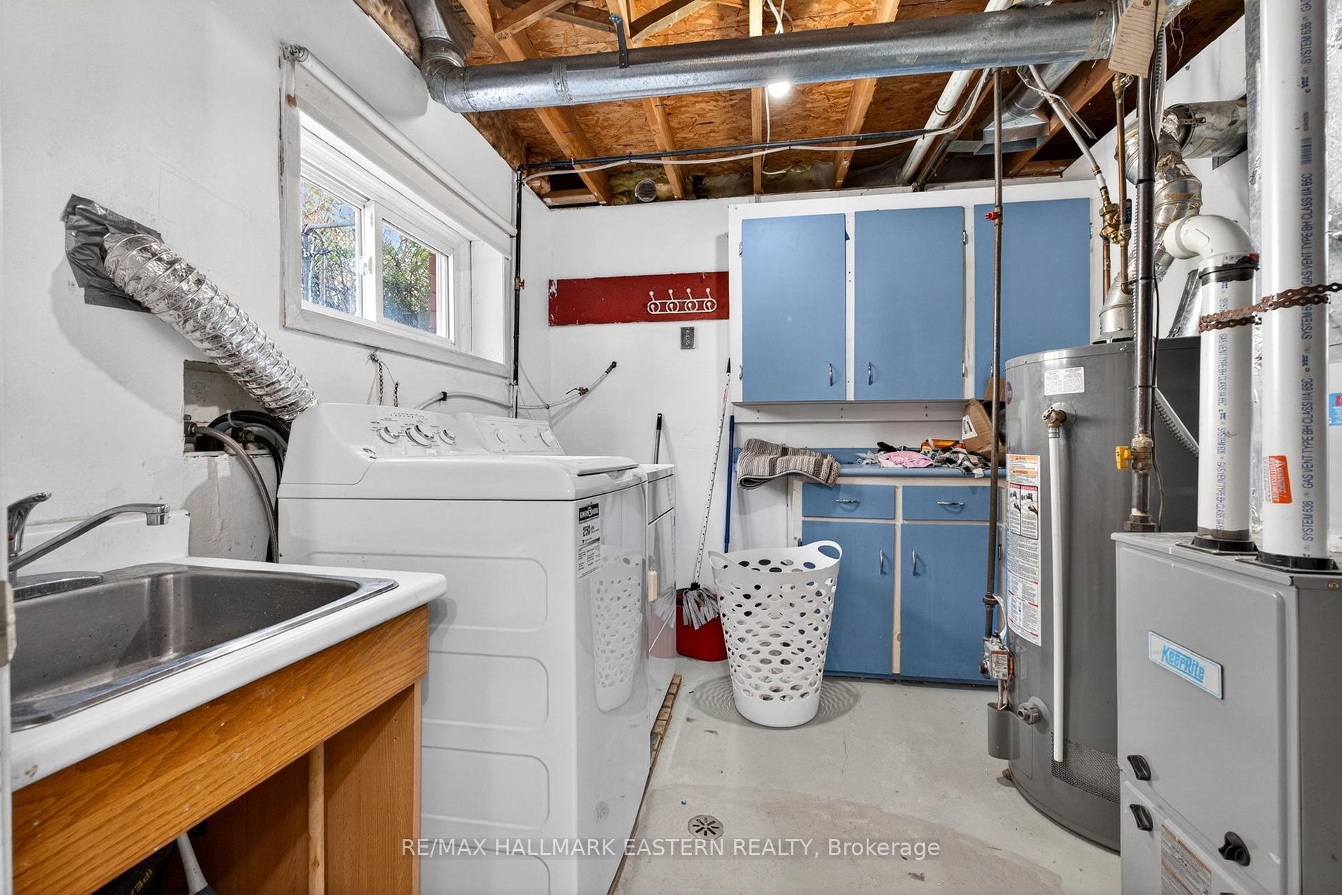 Photo 20 of 285 Towerhill Road, Peterborough, Northcrest Ward 5 — HOMEH