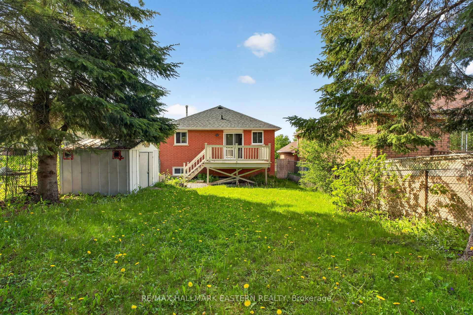 Photo 24 of 285 Towerhill Road, Peterborough, Northcrest Ward 5 — HOMEH