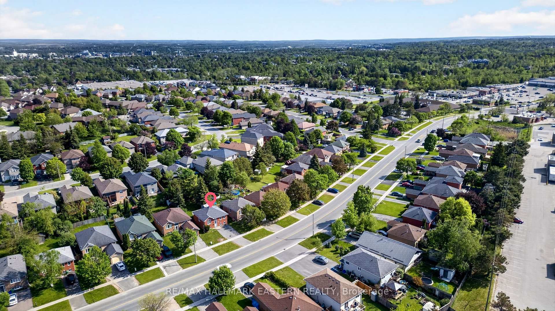 Photo 29 of 285 Towerhill Road, Peterborough, Northcrest Ward 5 — HOMEH