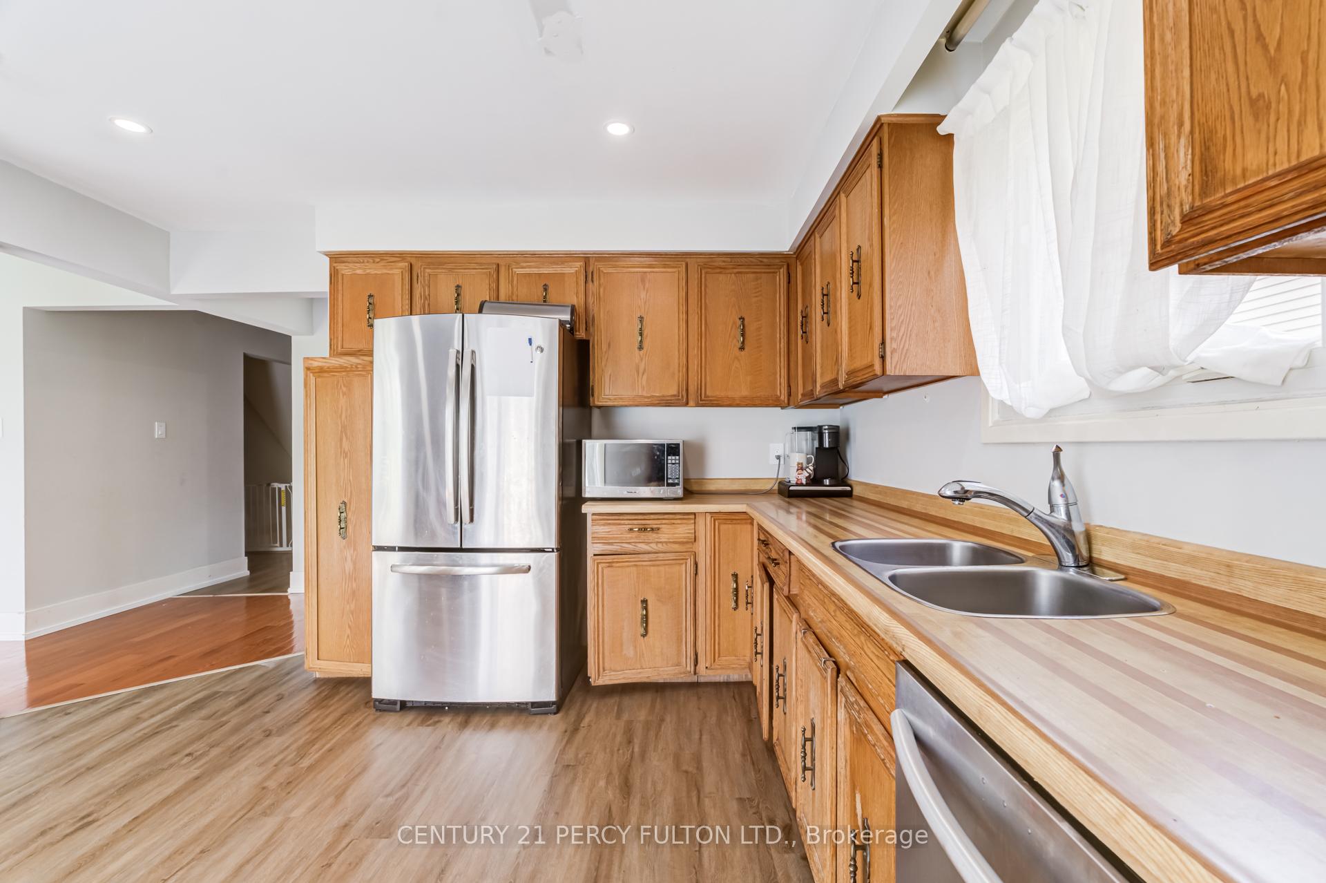 Photo 16 of 79 Huntsmill Boulevard, Scarborough, Steeles — HOMEH