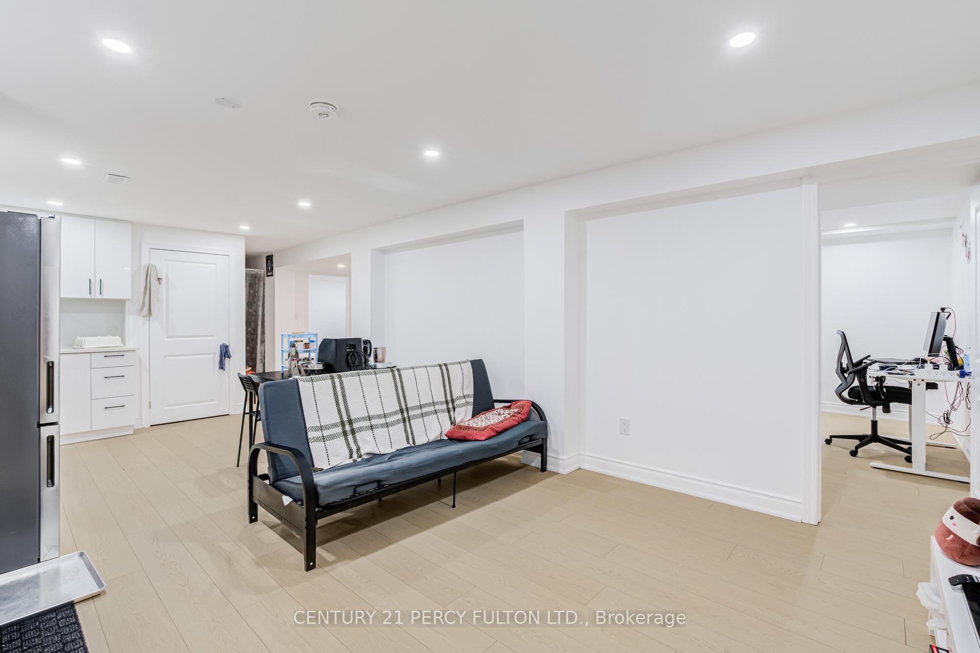 Photo 28 of 79 Huntsmill Boulevard, Scarborough, Steeles — HOMEH
