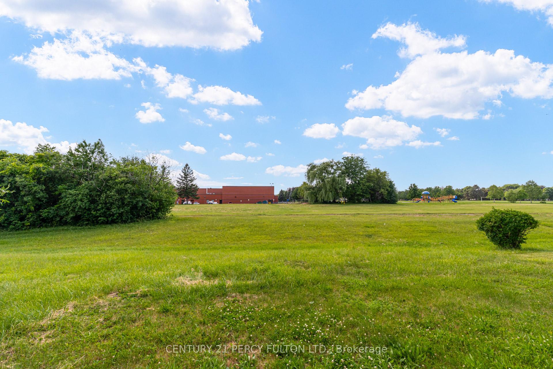 Photo 41 of 79 Huntsmill Boulevard, Scarborough, Steeles — HOMEH