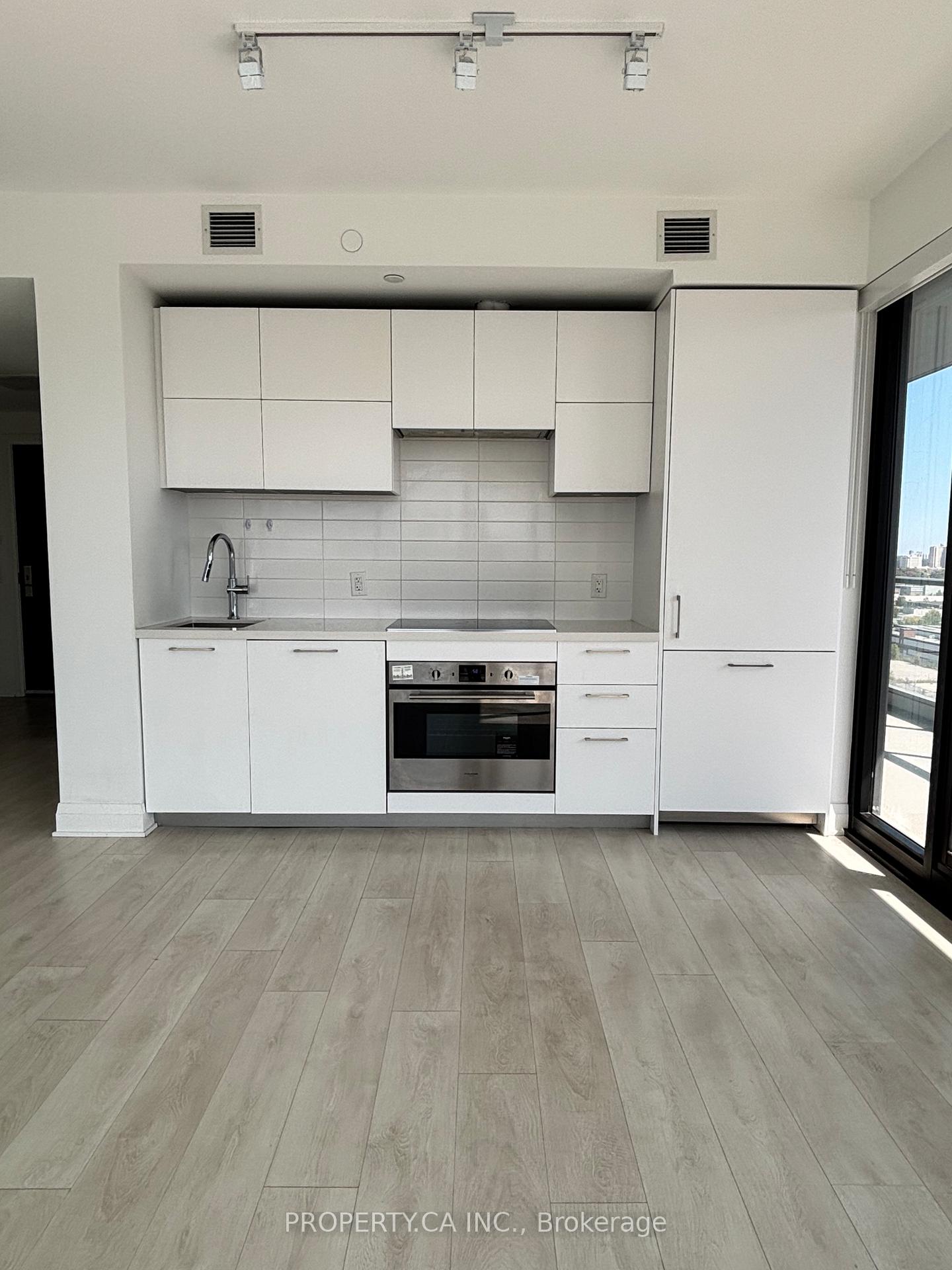 Photo 3 of Unit 1201, 33 Frederick Todd Way, Toronto, Thorncliffe Park — HOMEH