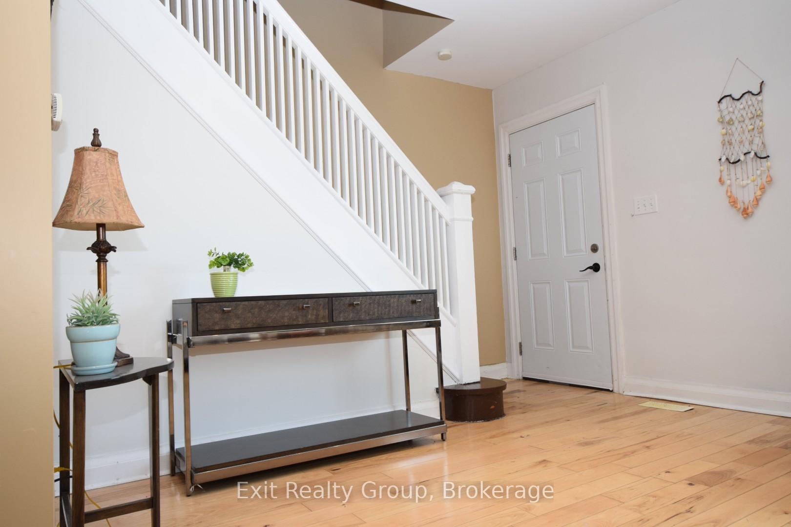 Photo 2 of 13 Flindall Street, Quinte West, Trenton Ward — HOMEH