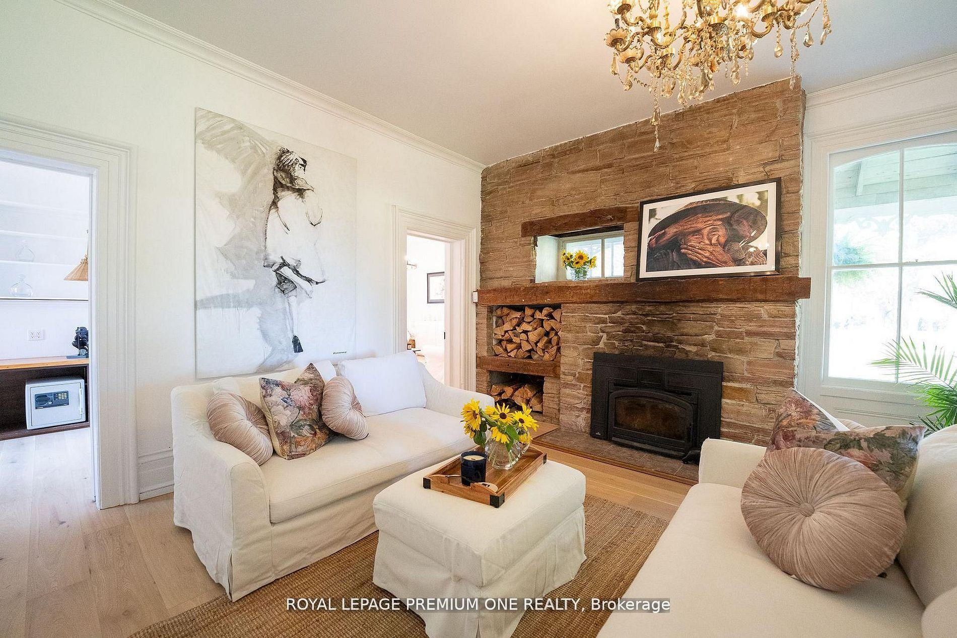 Photo 11 of 14650 Heart Lake Road, Caledon, Inglewood — HOMEH