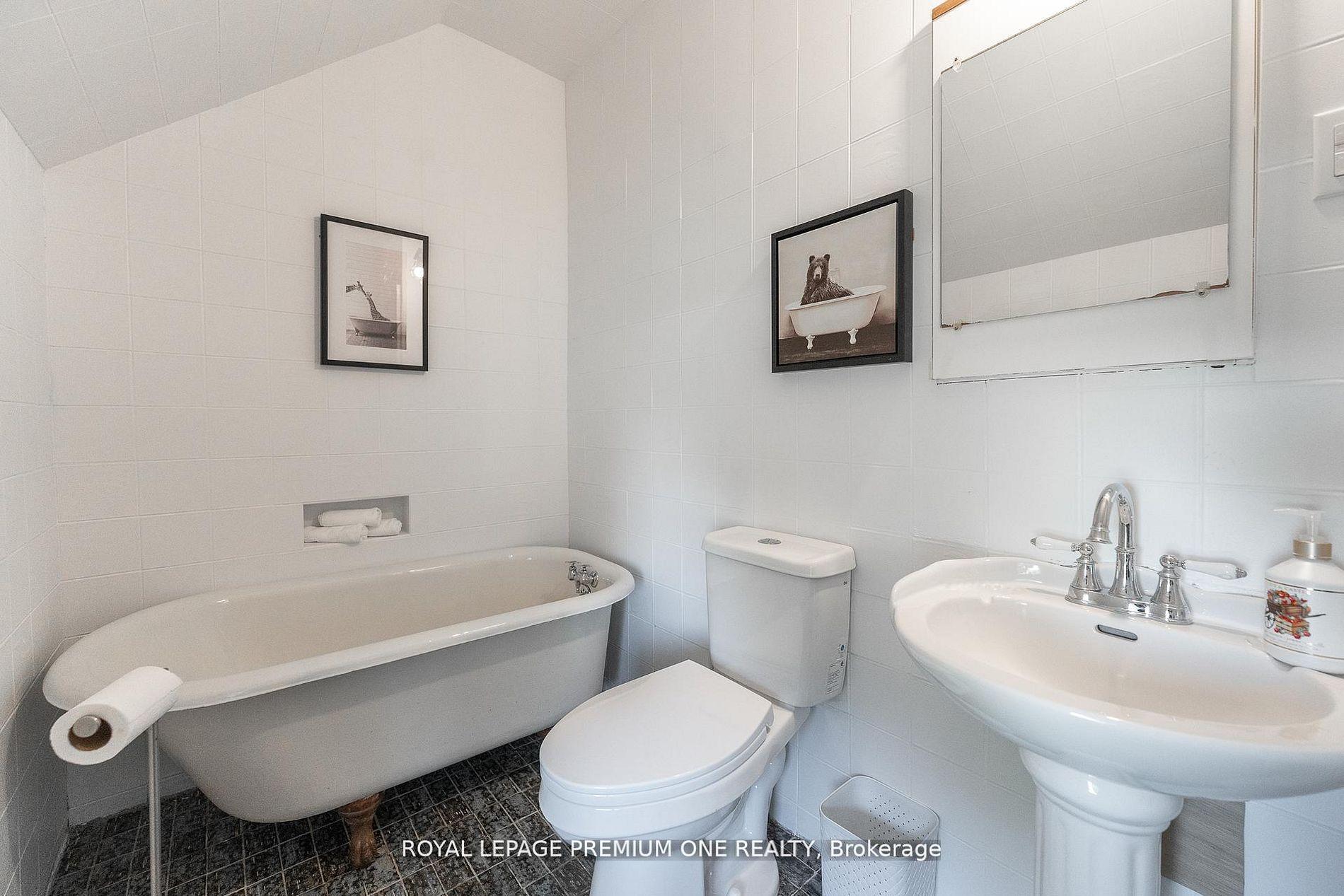 Photo 24 of 14650 Heart Lake Road, Caledon, Inglewood — HOMEH